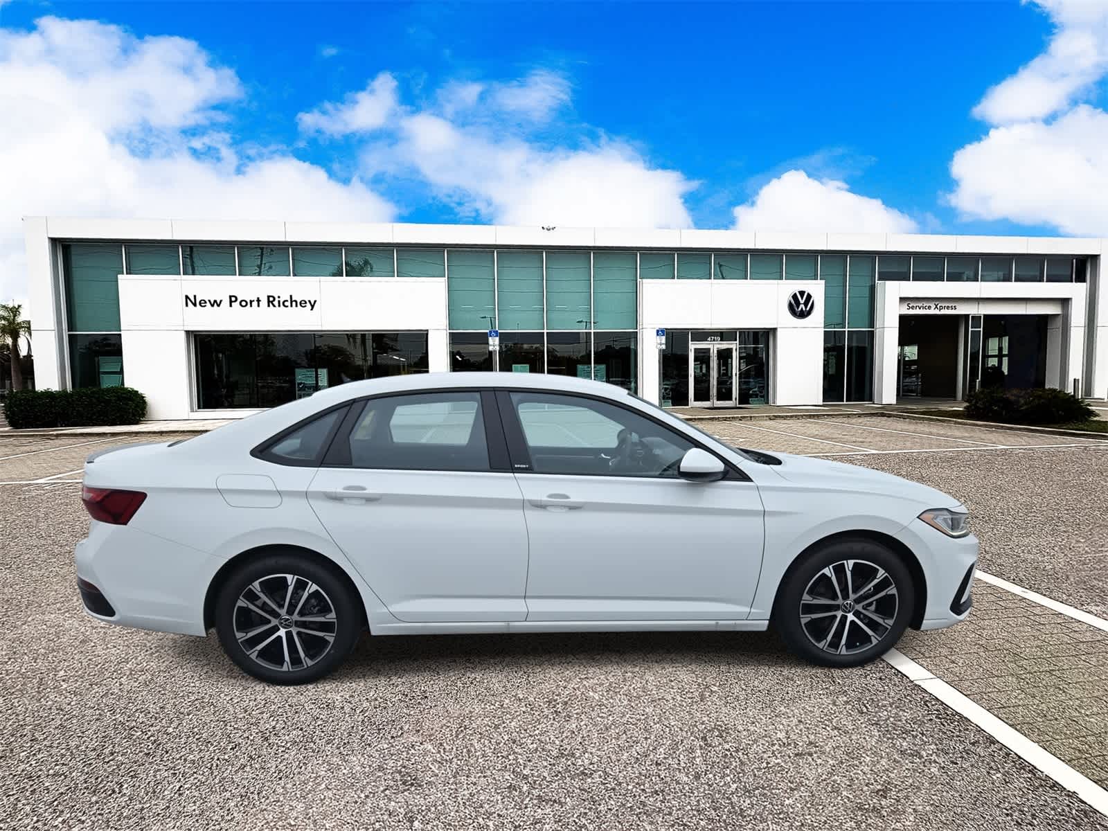 Thumbnail: 2026 Volkswagen Jetta - 9