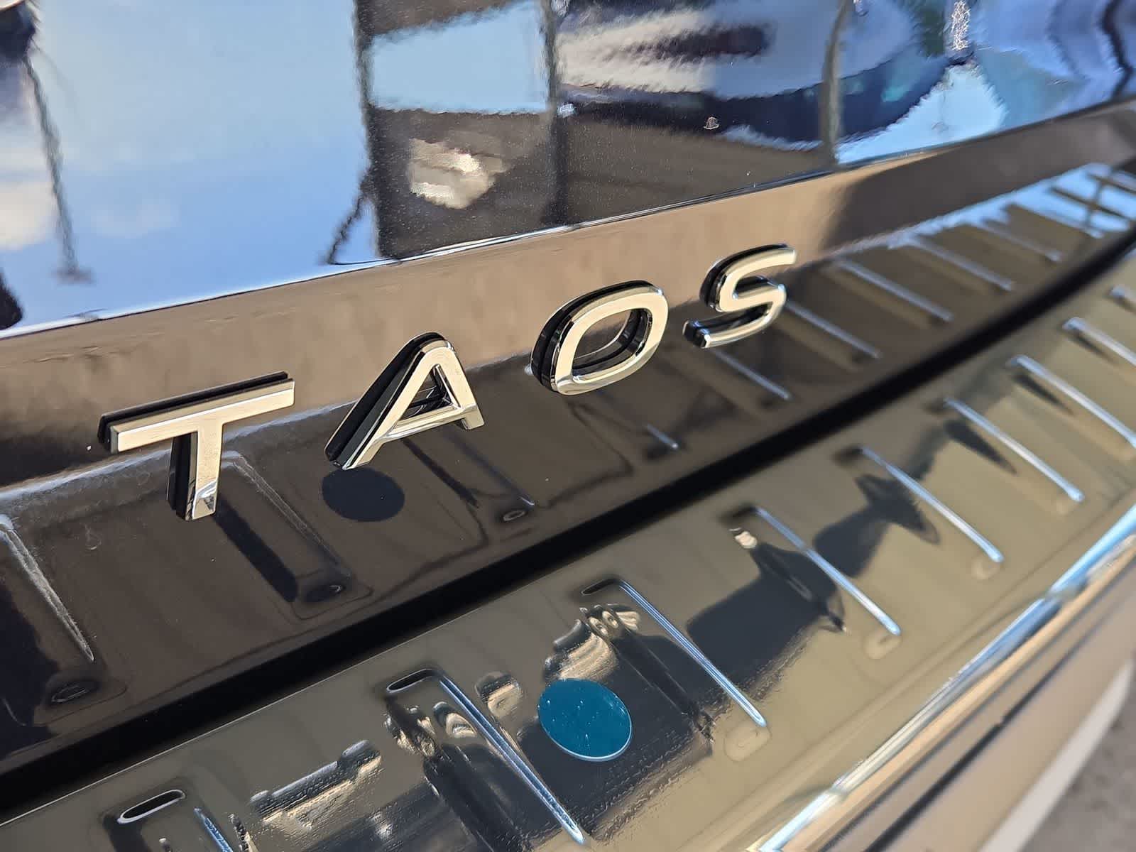 Thumbnail: 2025 Volkswagen Taos - 13