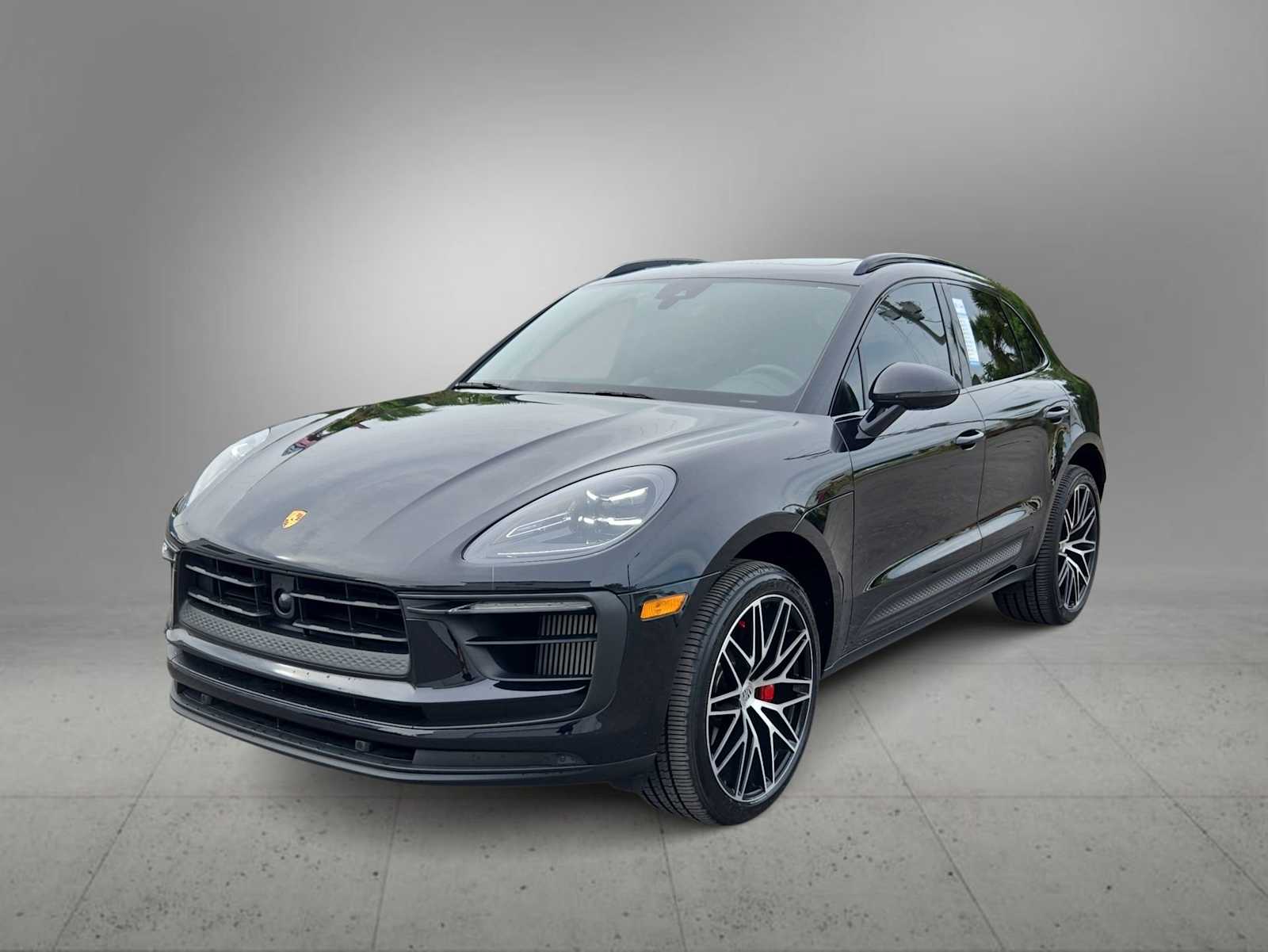 Thumbnail: 2022 Porsche Macan - 4
