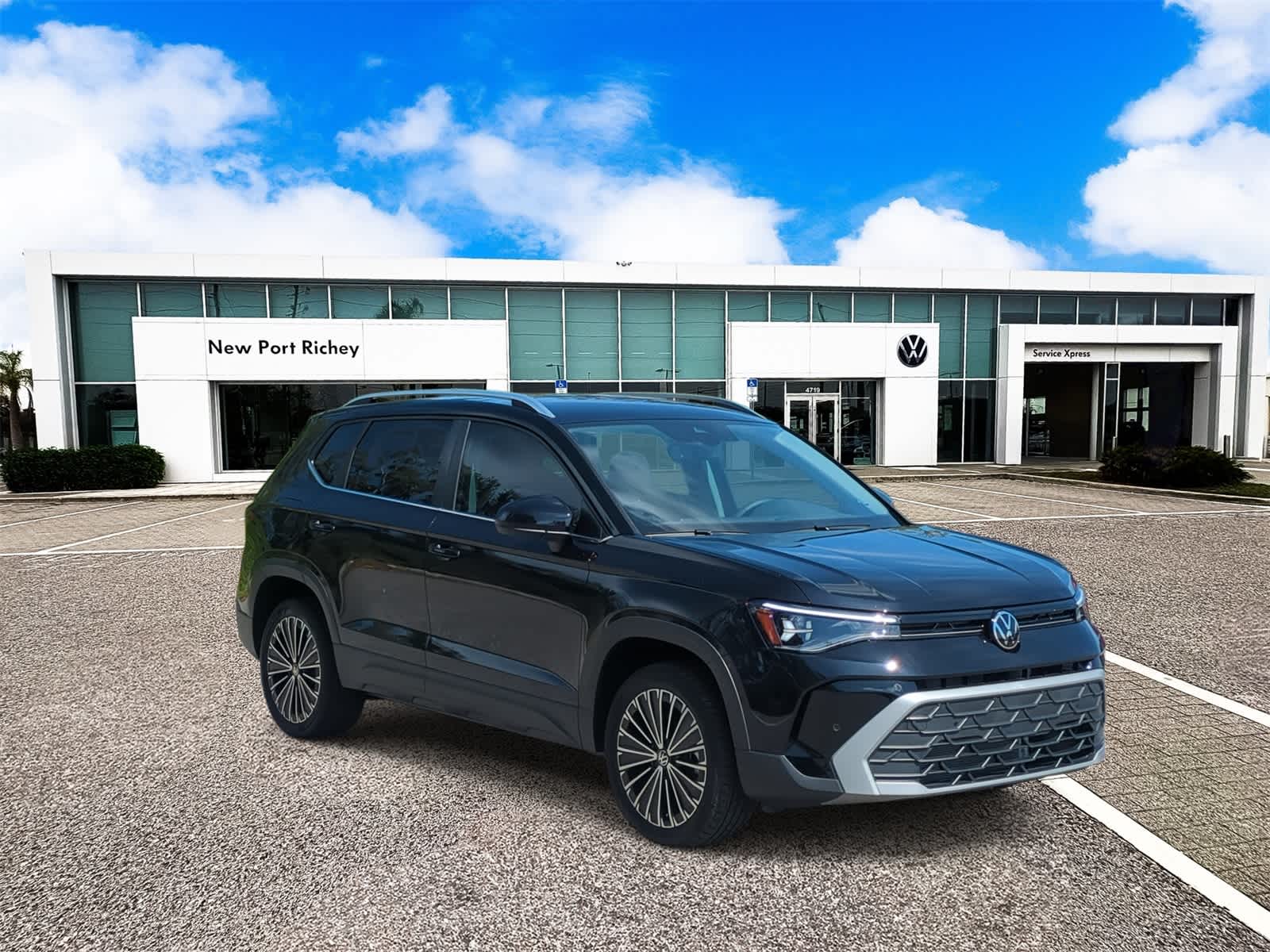 Thumbnail: 2025 Volkswagen Taos - 2