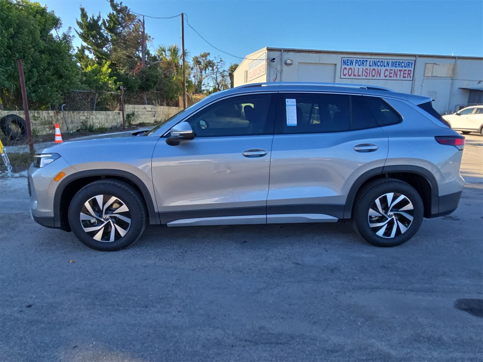 Thumbnail: 2026 Volkswagen Tiguan - 11