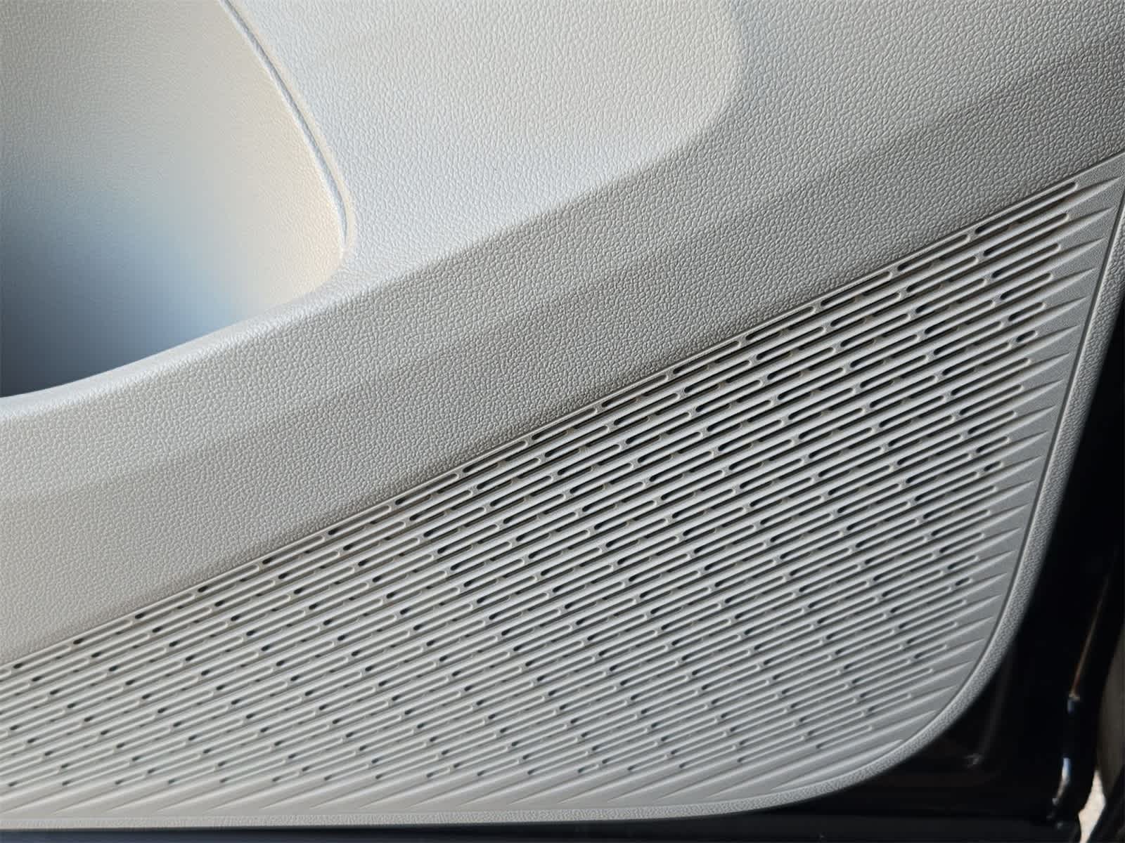 Thumbnail: 2026 Volkswagen Atlas - 29