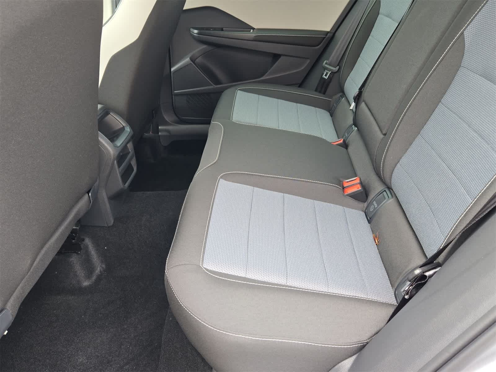 Thumbnail: 2025 Volkswagen Taos - 18