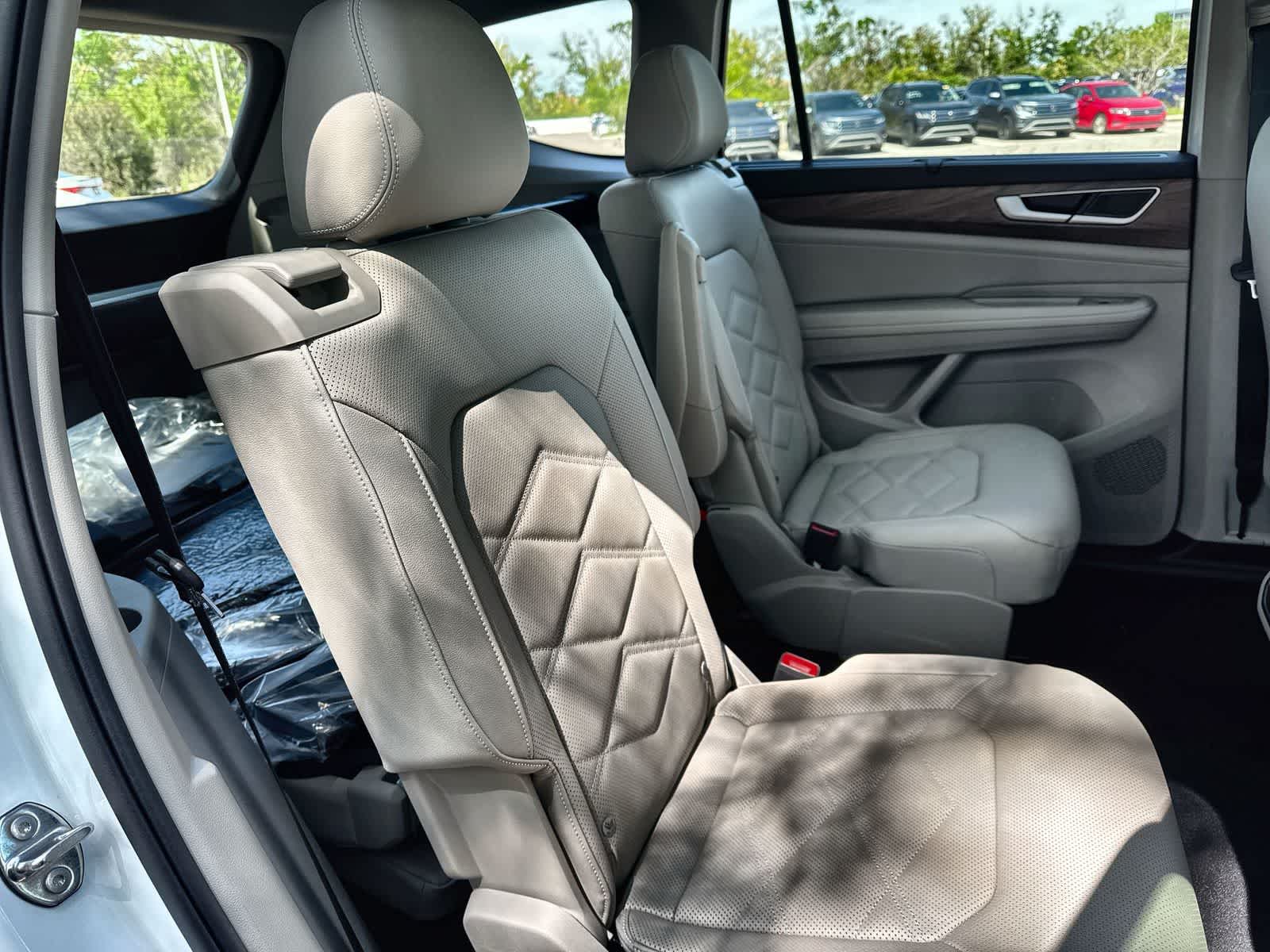 Thumbnail: 2026 Volkswagen Atlas - 18