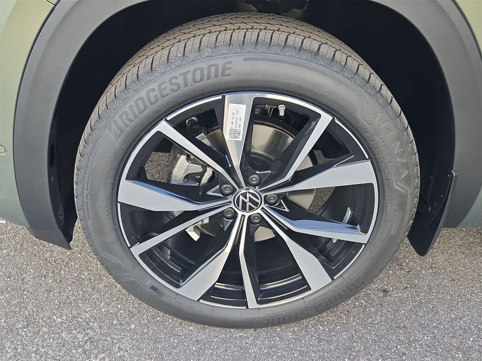 Thumbnail: 2026 Volkswagen Atlas - 14