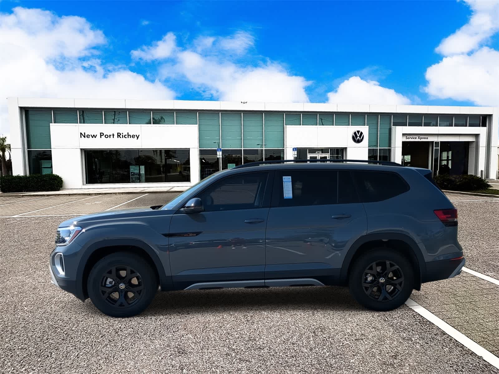 Thumbnail: 2025 Volkswagen Atlas - 5