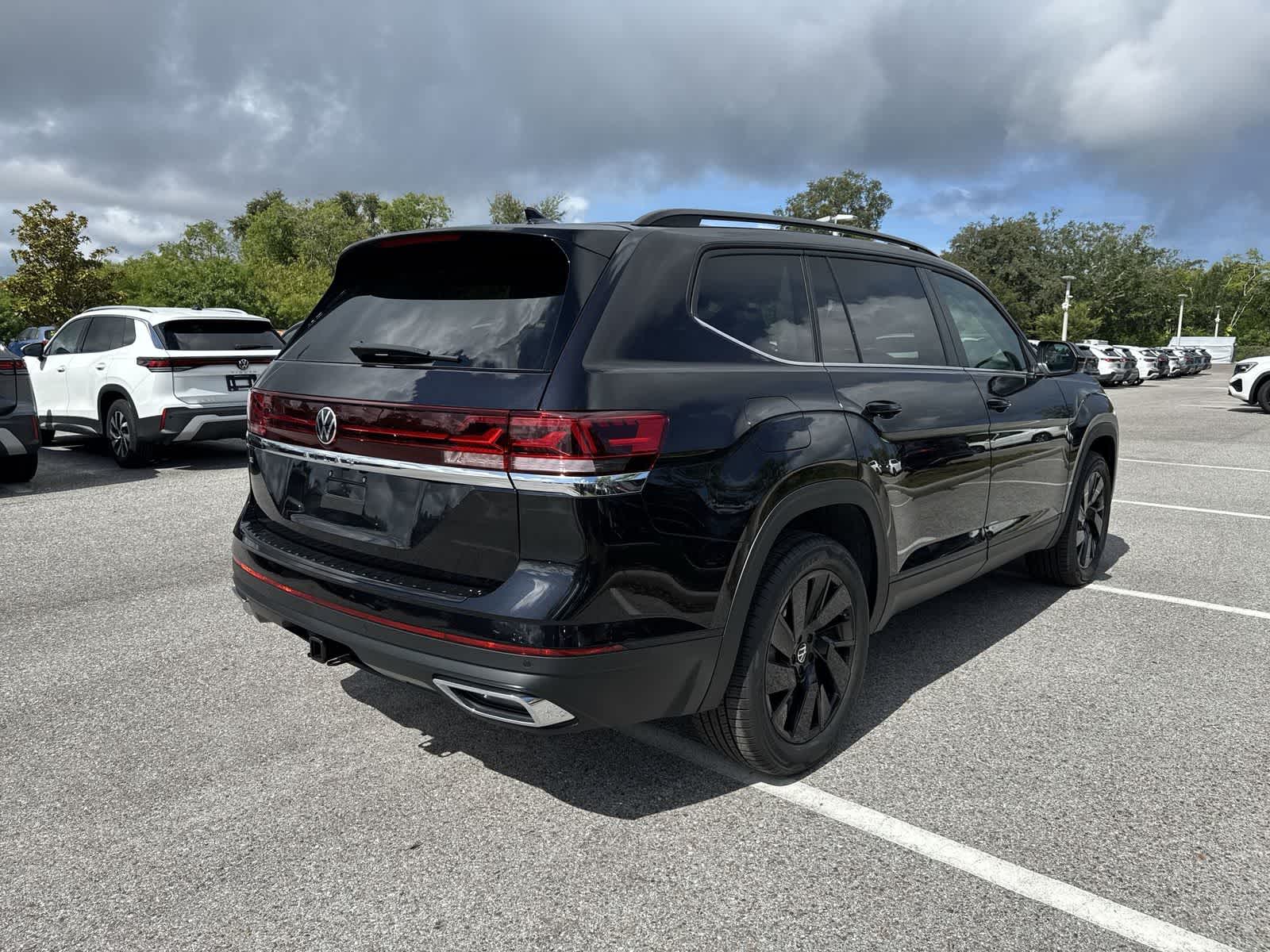 Thumbnail: 2026 Volkswagen Atlas - 6