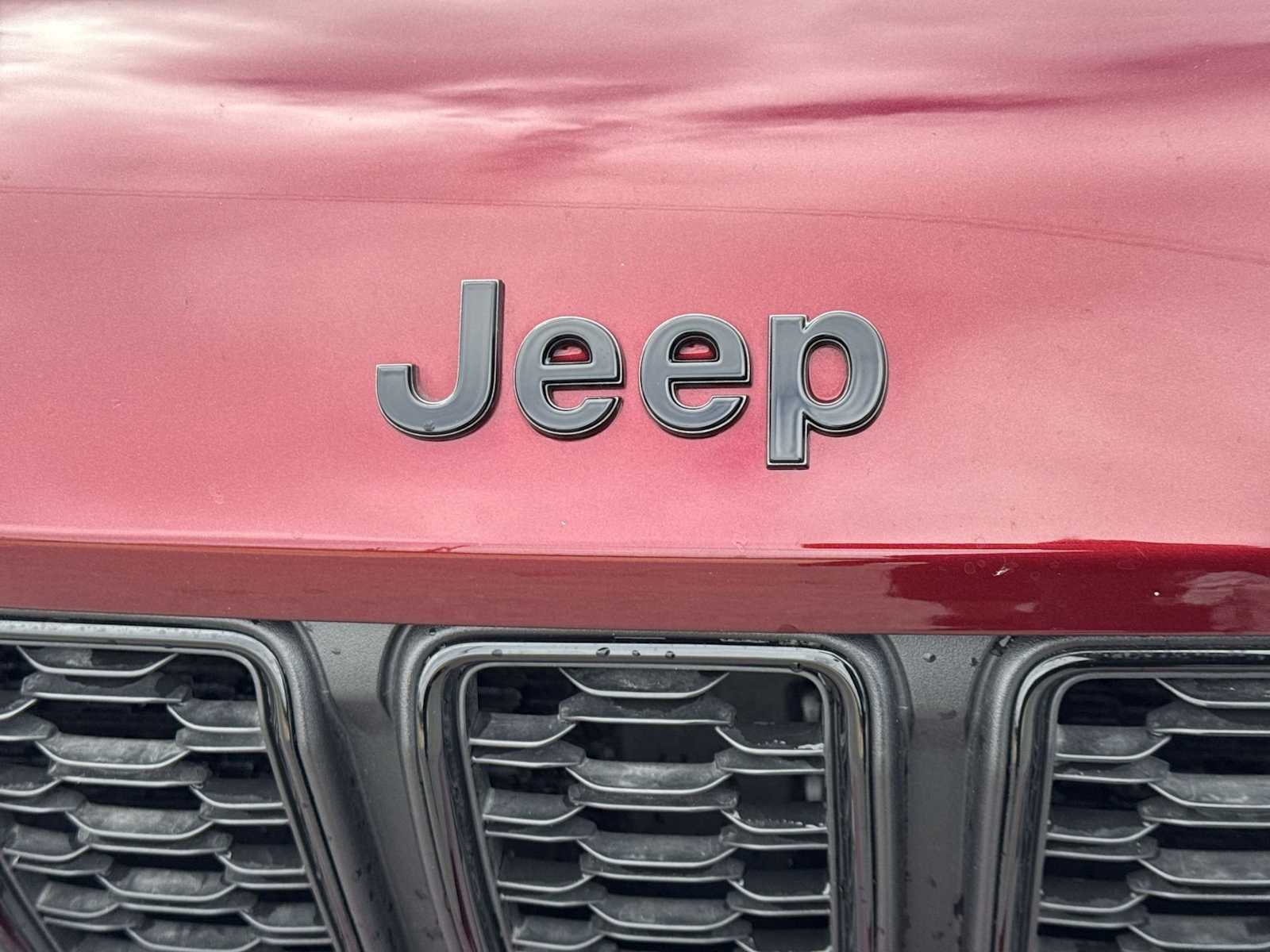 Thumbnail: 2024 Jeep Grand Cherokee - 10