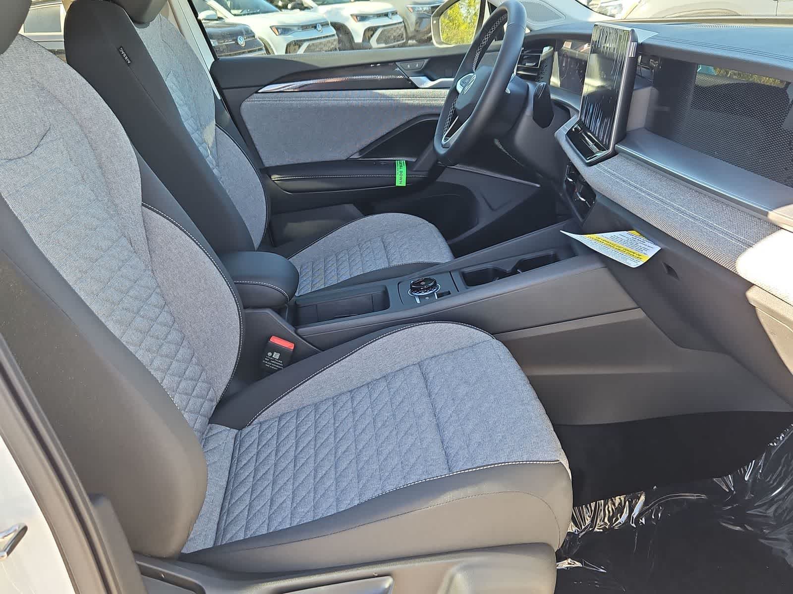 Thumbnail: 2026 Volkswagen Tiguan - 22