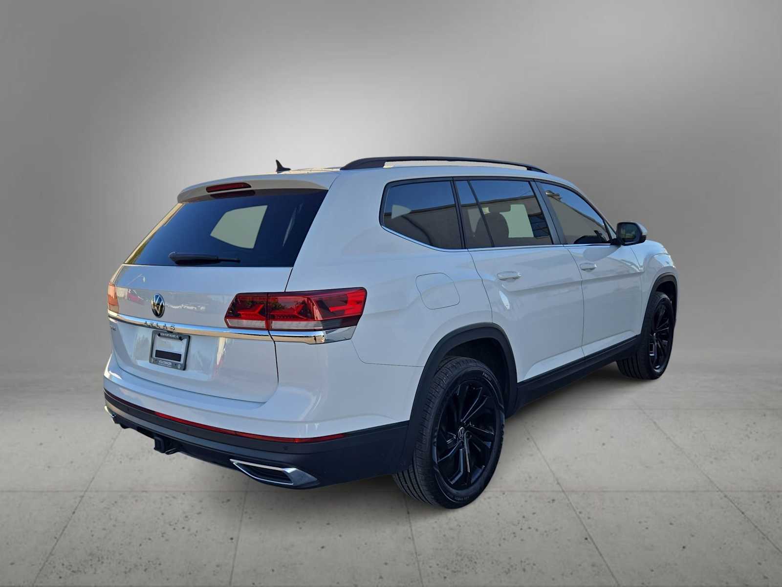 Thumbnail: 2023 Volkswagen Atlas - 8