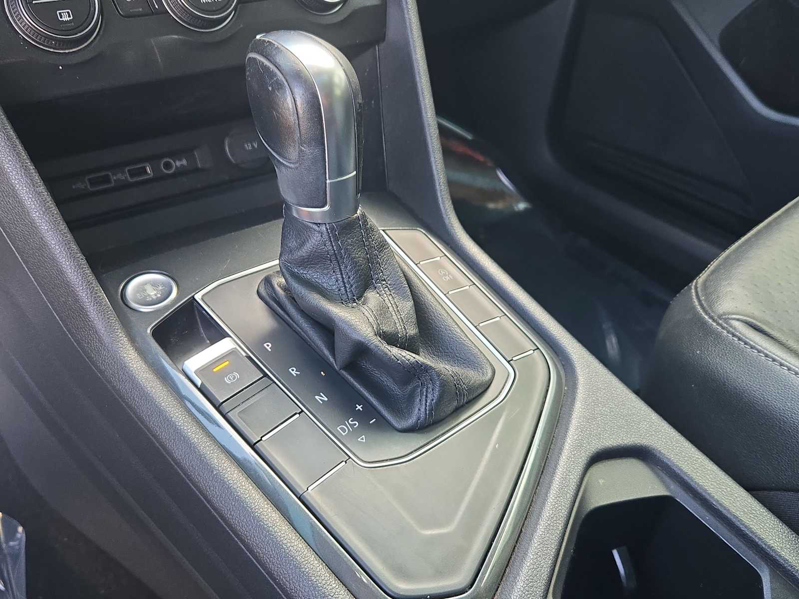 Thumbnail: 2019 Volkswagen Tiguan - 29