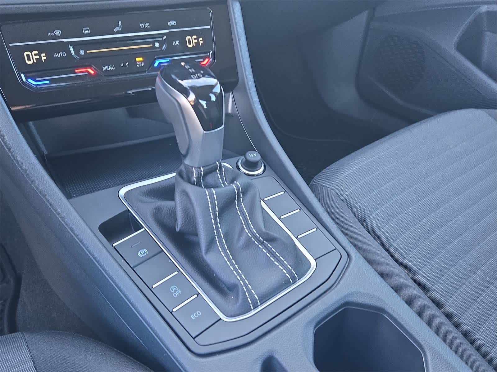 Thumbnail: 2026 Volkswagen Jetta - 29