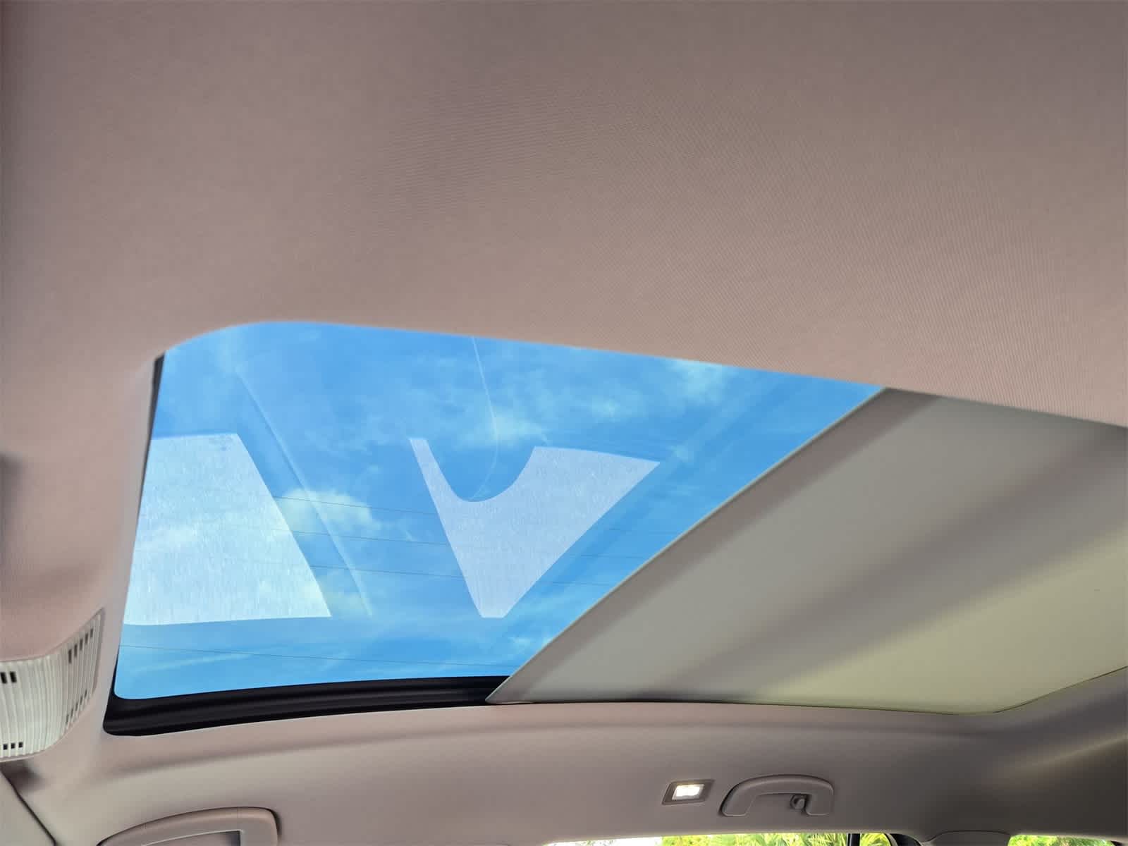 Thumbnail: 2026 Volkswagen Atlas - 19