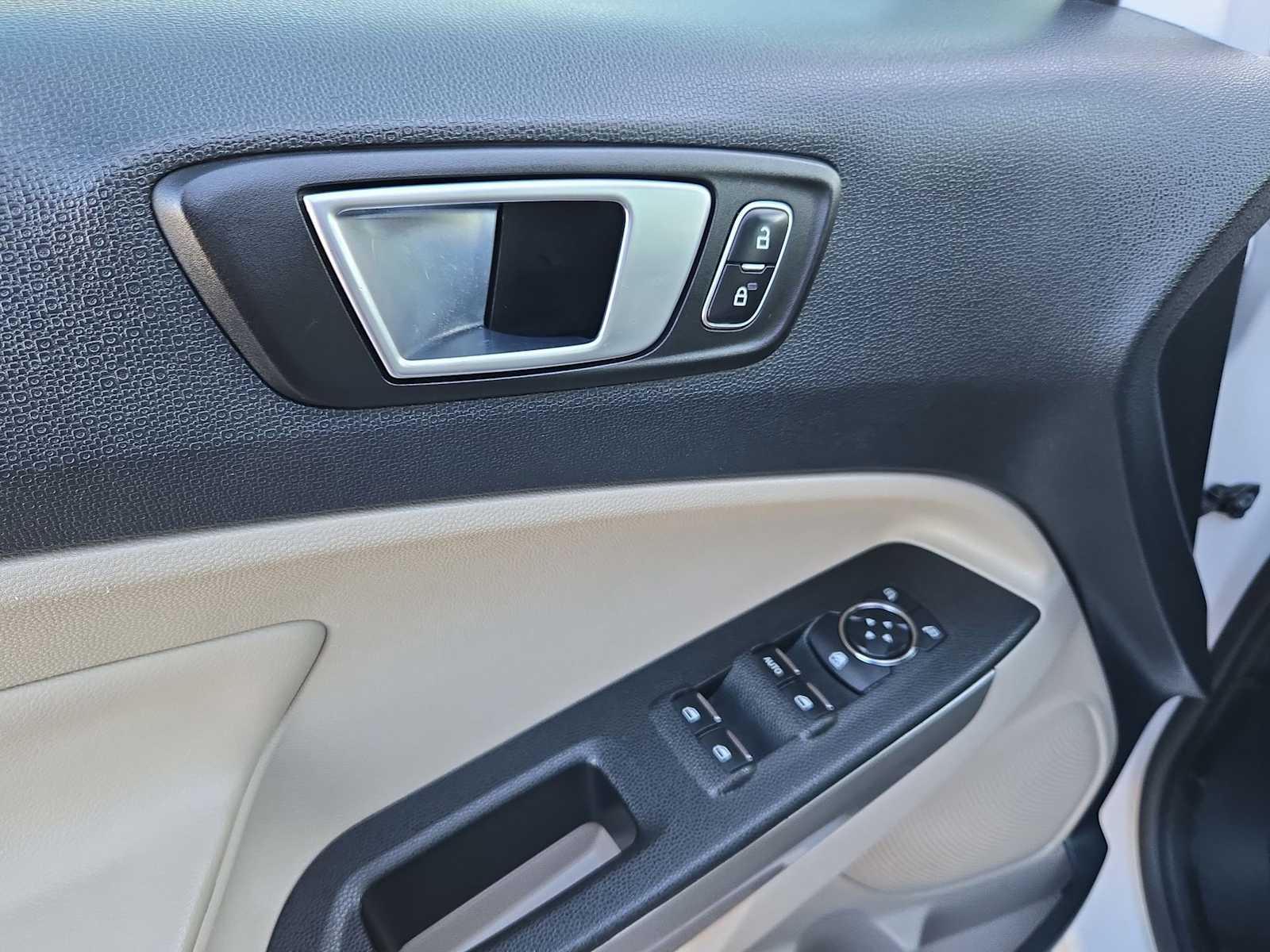 Thumbnail: 2020 Ford EcoSport - 37