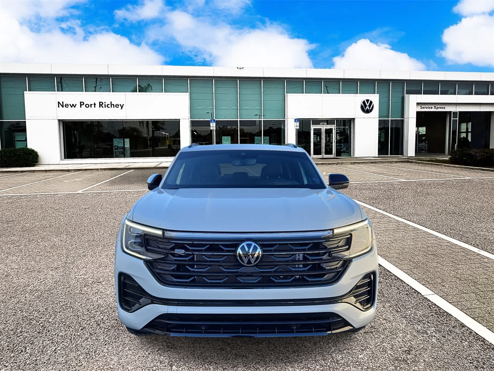 Thumbnail: 2026 Volkswagen Atlas - 3