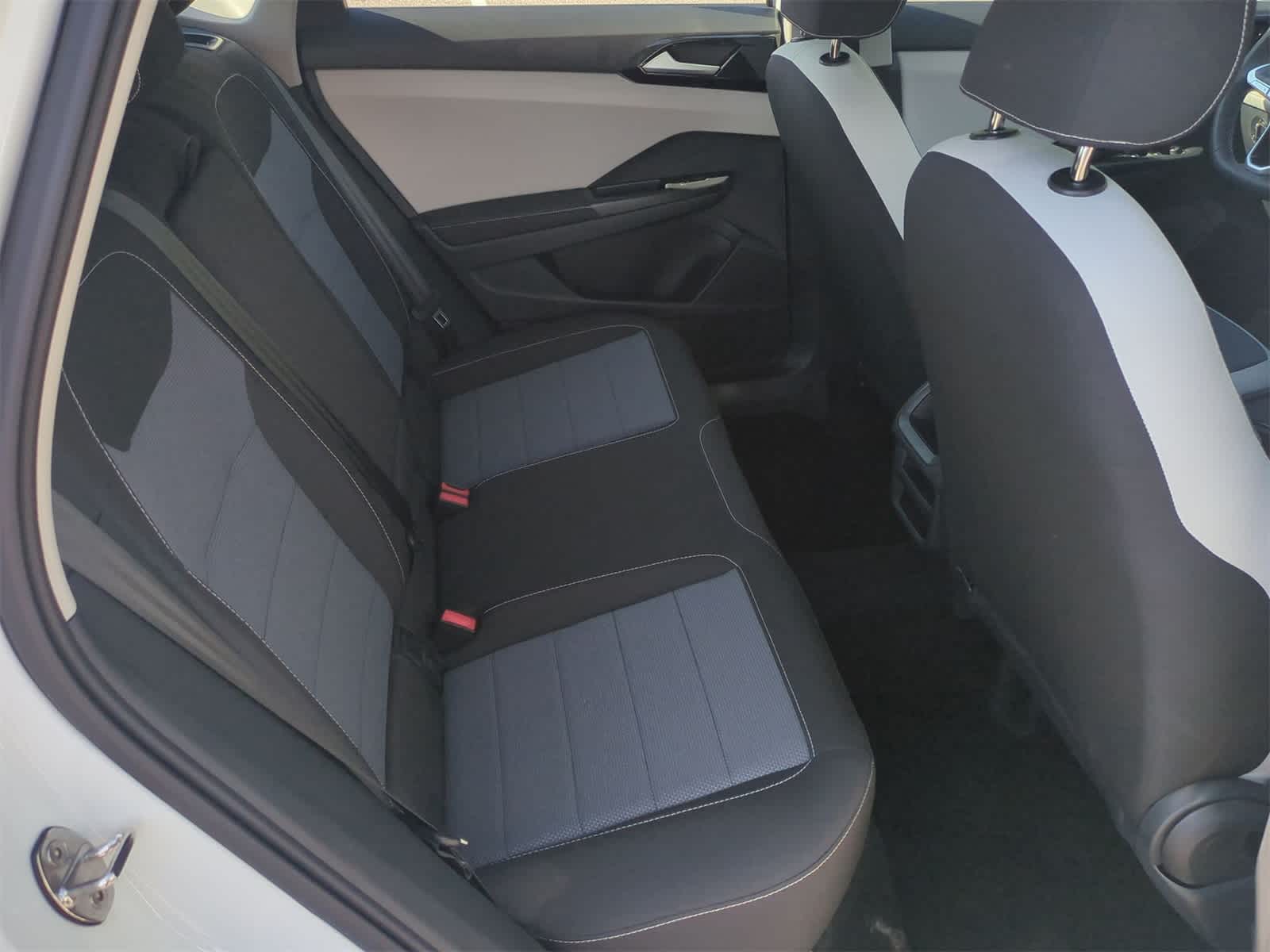 Thumbnail: 2025 Volkswagen Taos - 21