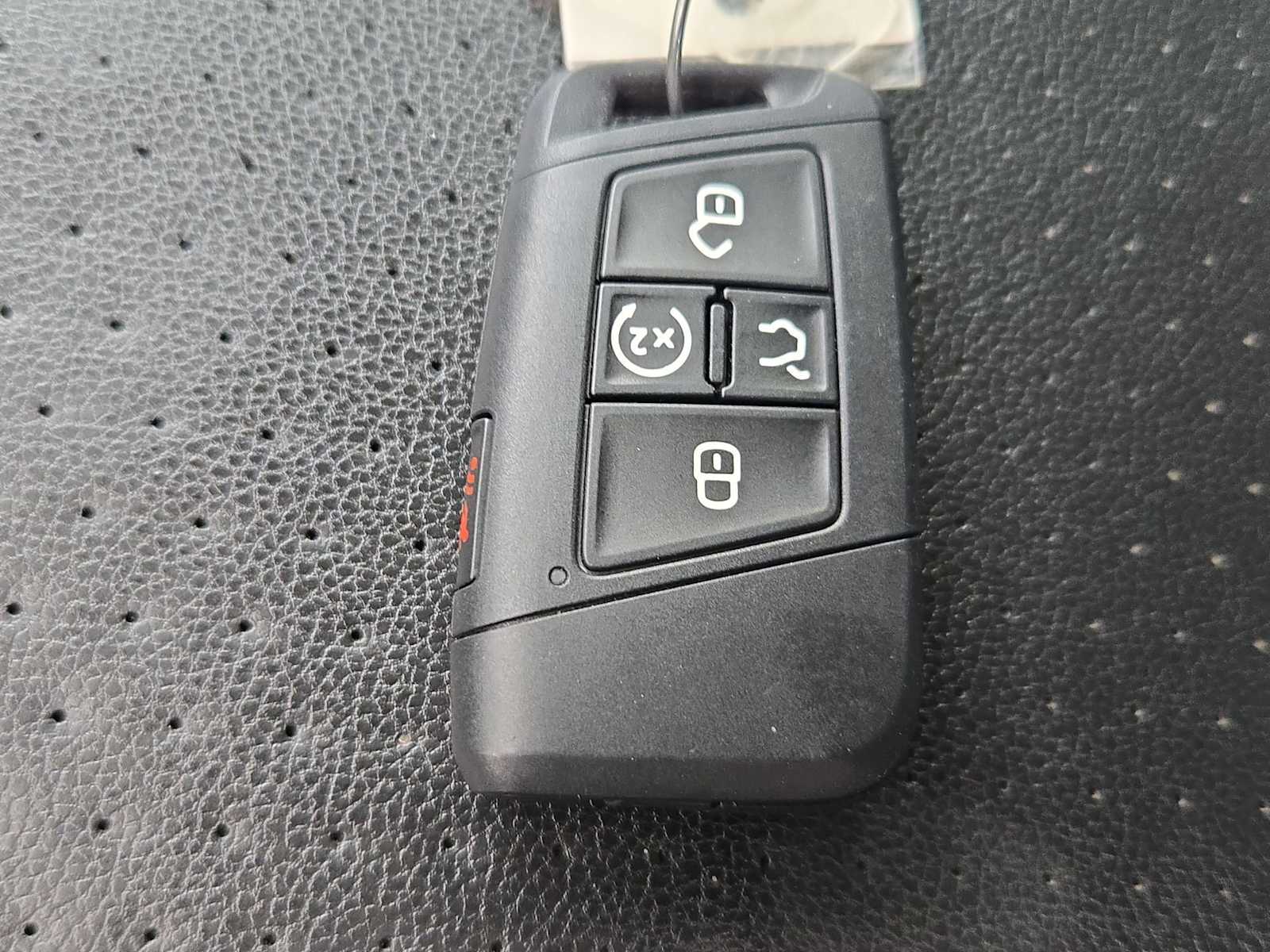 Thumbnail: 2018 Volkswagen Tiguan - 32