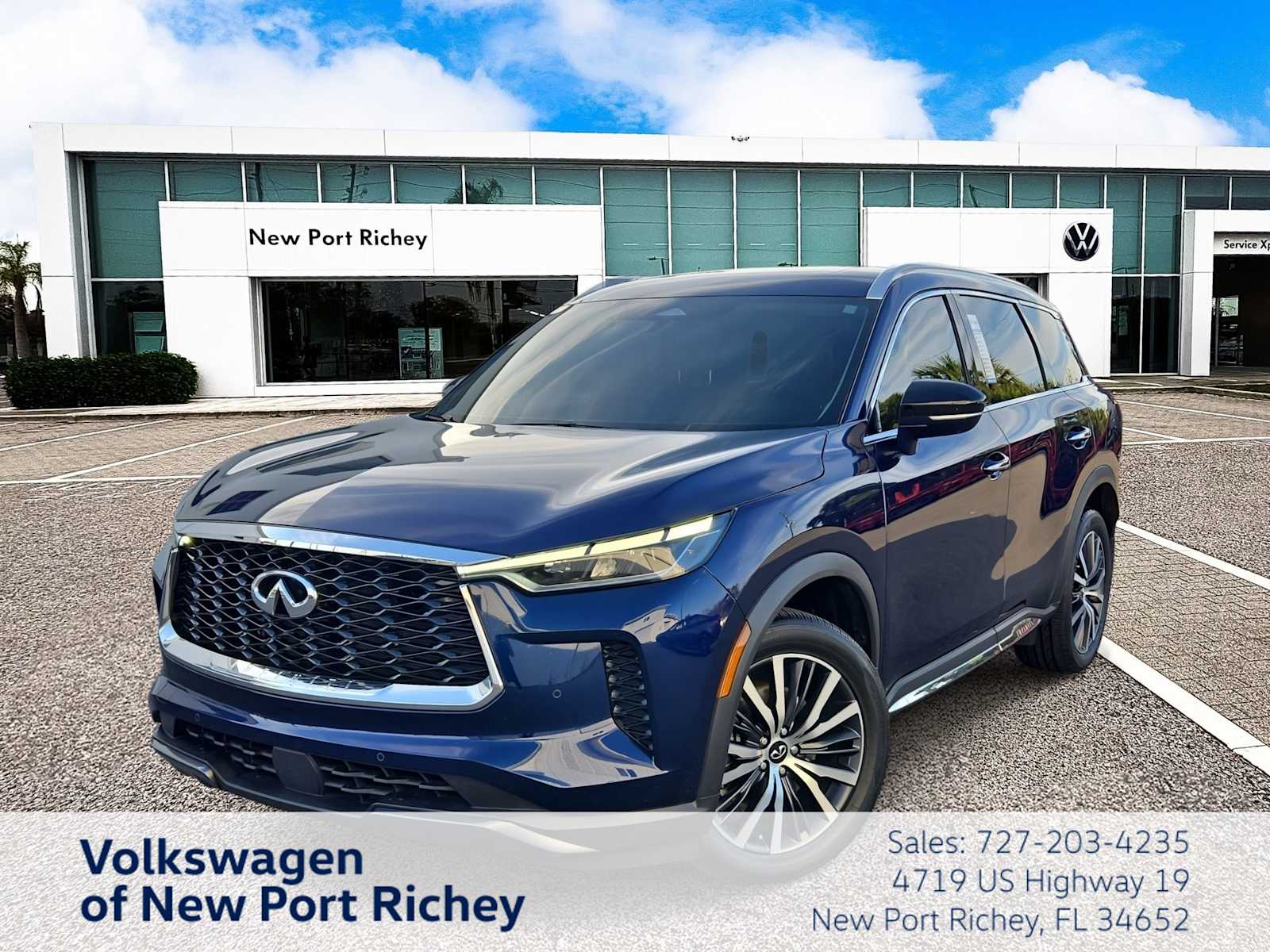 Thumbnail: 2023 INFINITI QX60 - 1