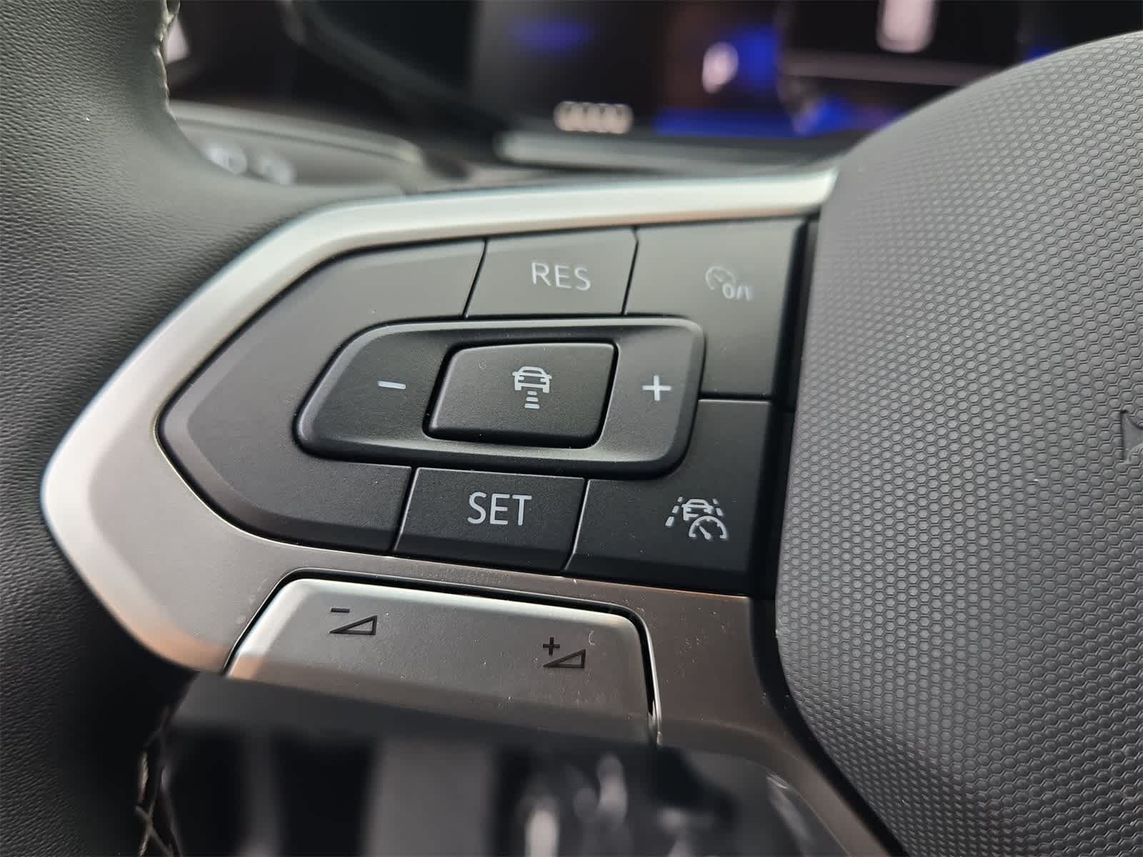 Thumbnail: 2025 Volkswagen Taos - 23