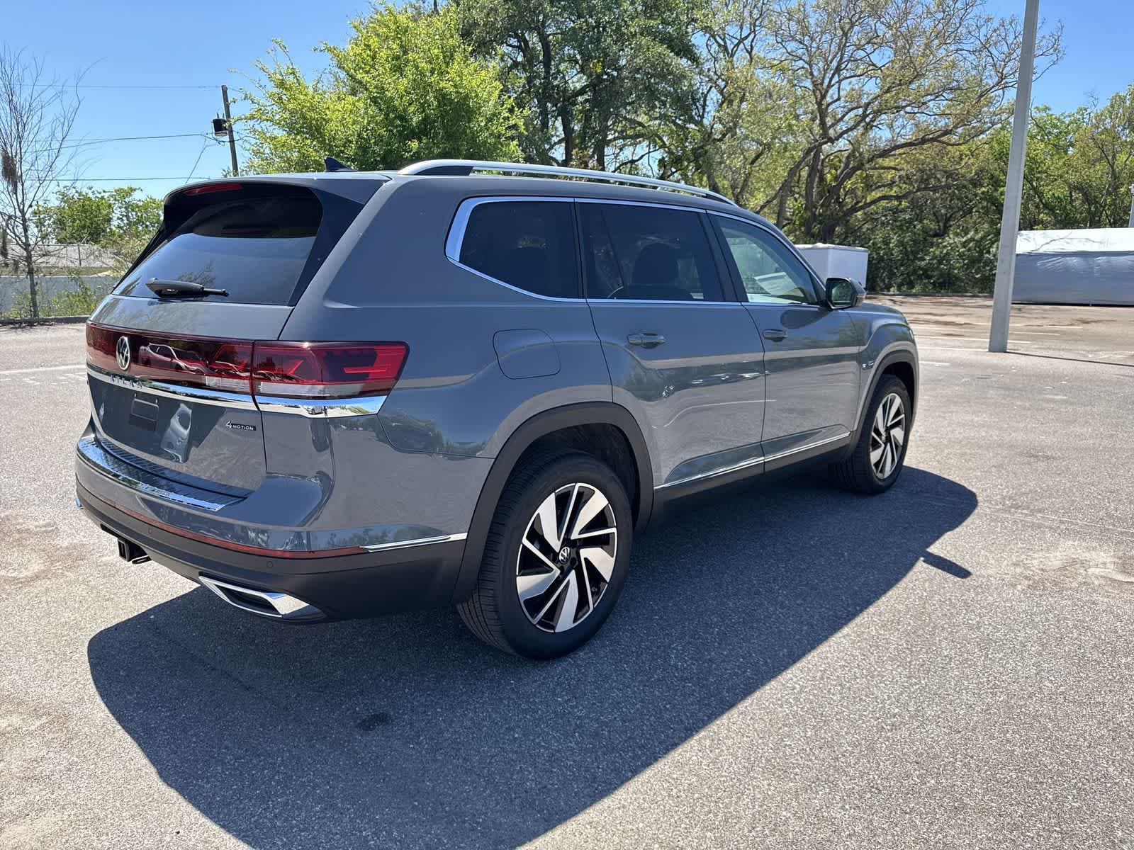 Thumbnail: 2026 Volkswagen Atlas - 6