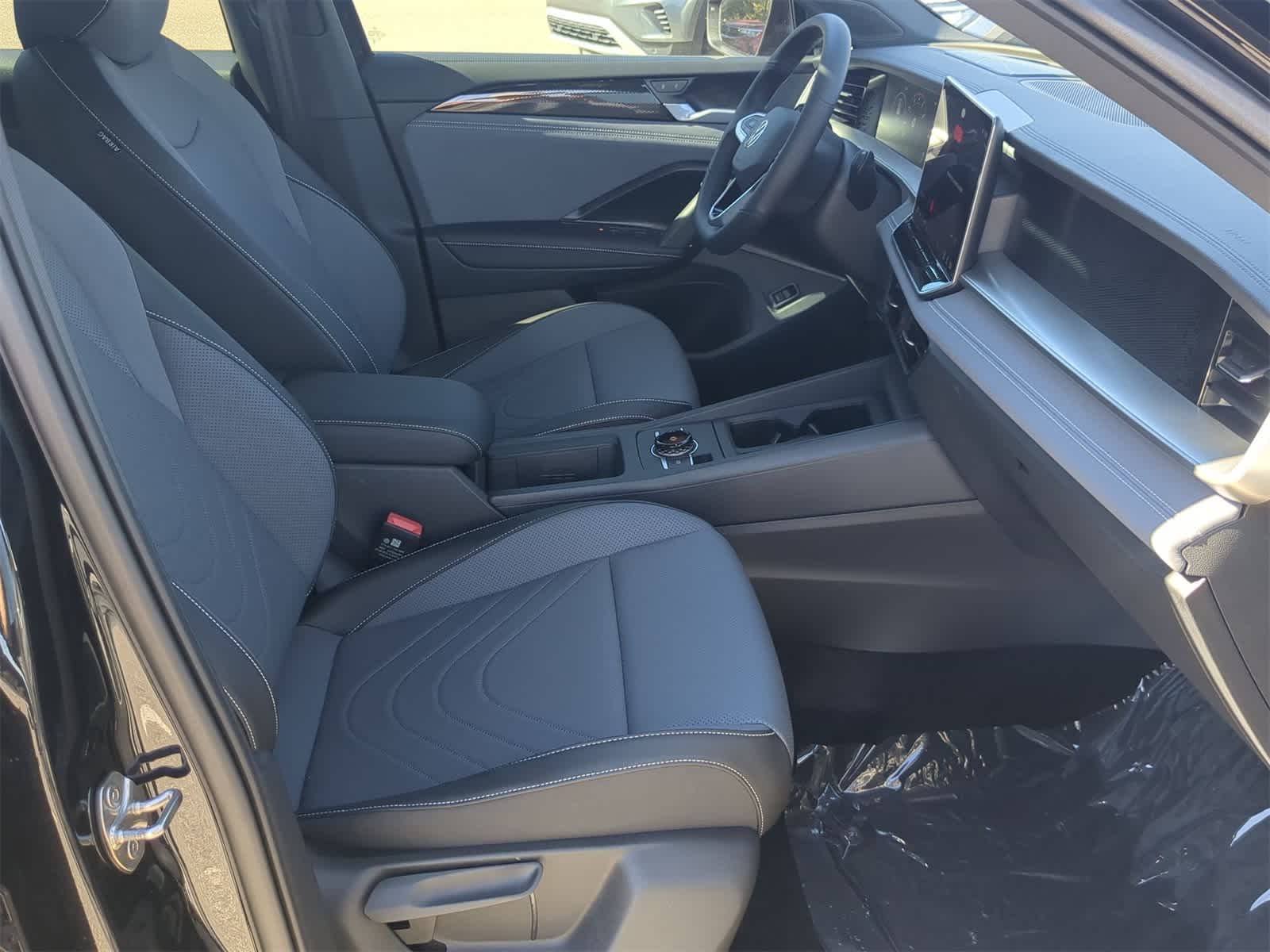 Thumbnail: 2026 Volkswagen Tiguan - 24