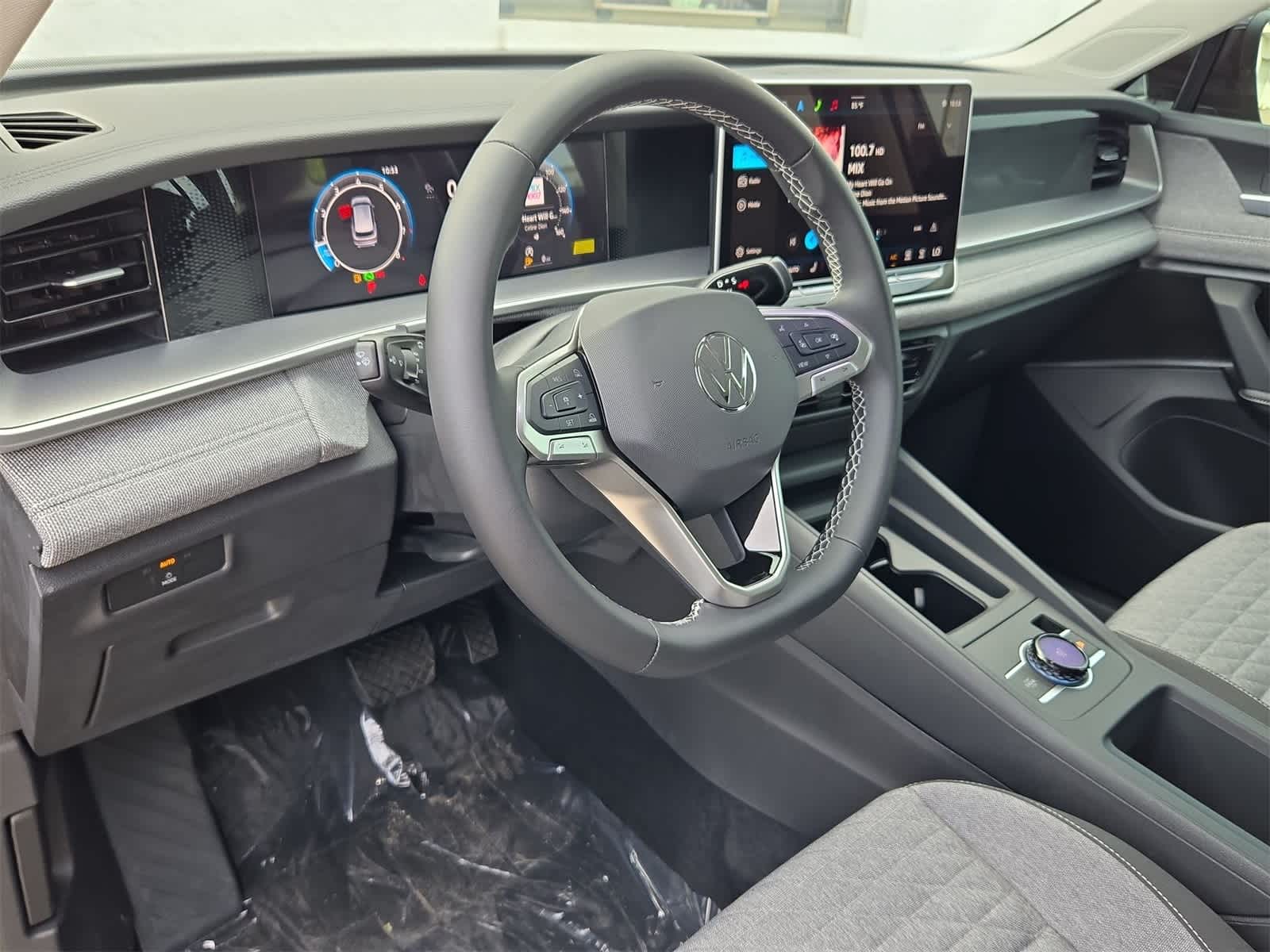 Thumbnail: 2025 Volkswagen Tiguan - 10