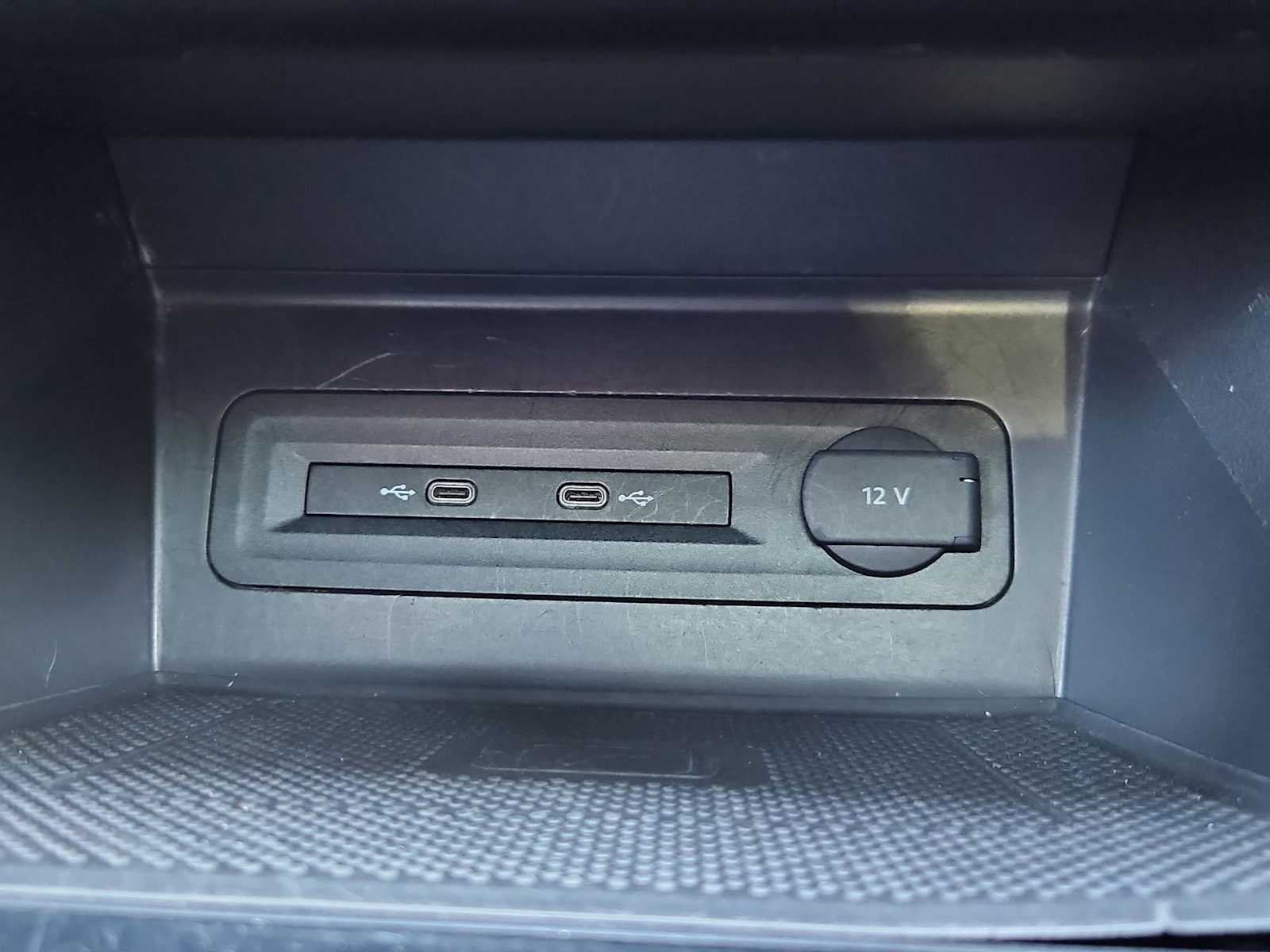 Thumbnail: 2021 Volkswagen Atlas - 33