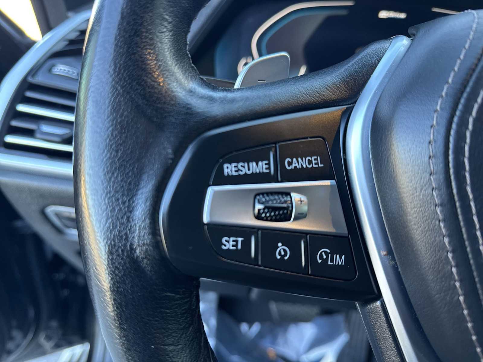 Thumbnail: 2023 BMW X5 - 22