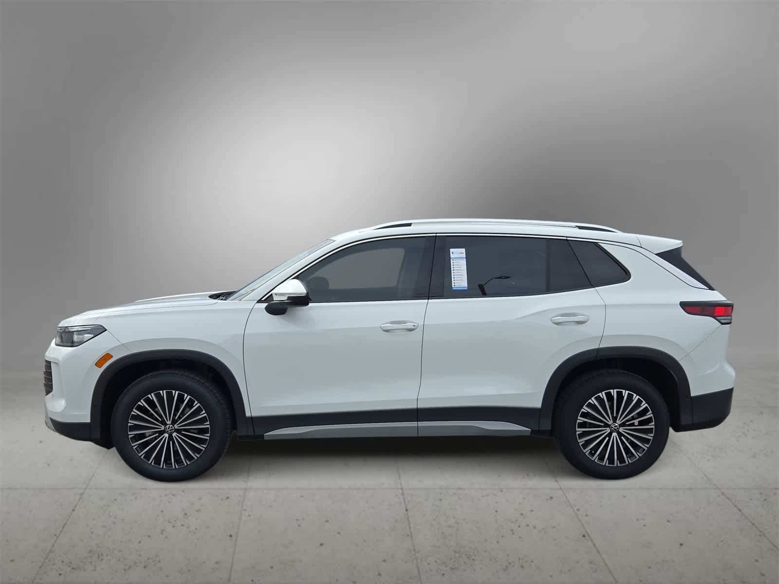 Thumbnail: 2025 Volkswagen Tiguan - 5