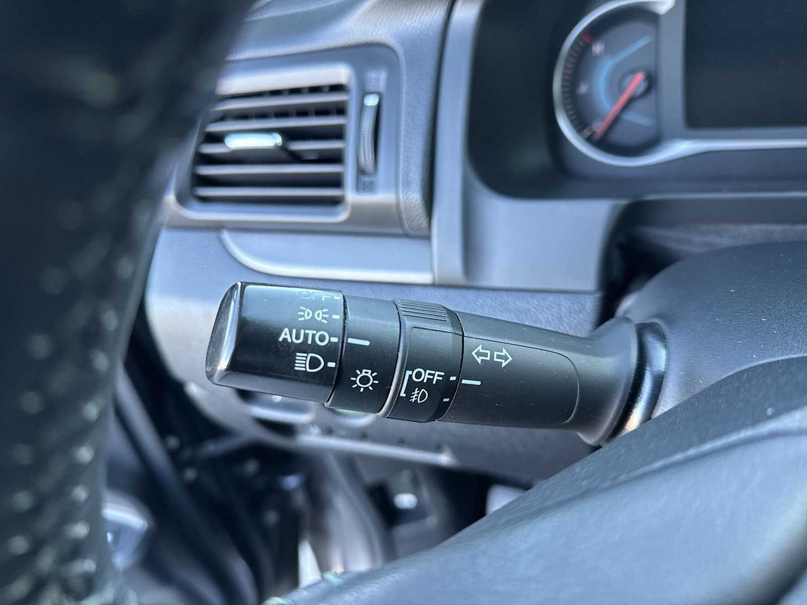 Thumbnail: 2019 Honda Pilot - 26