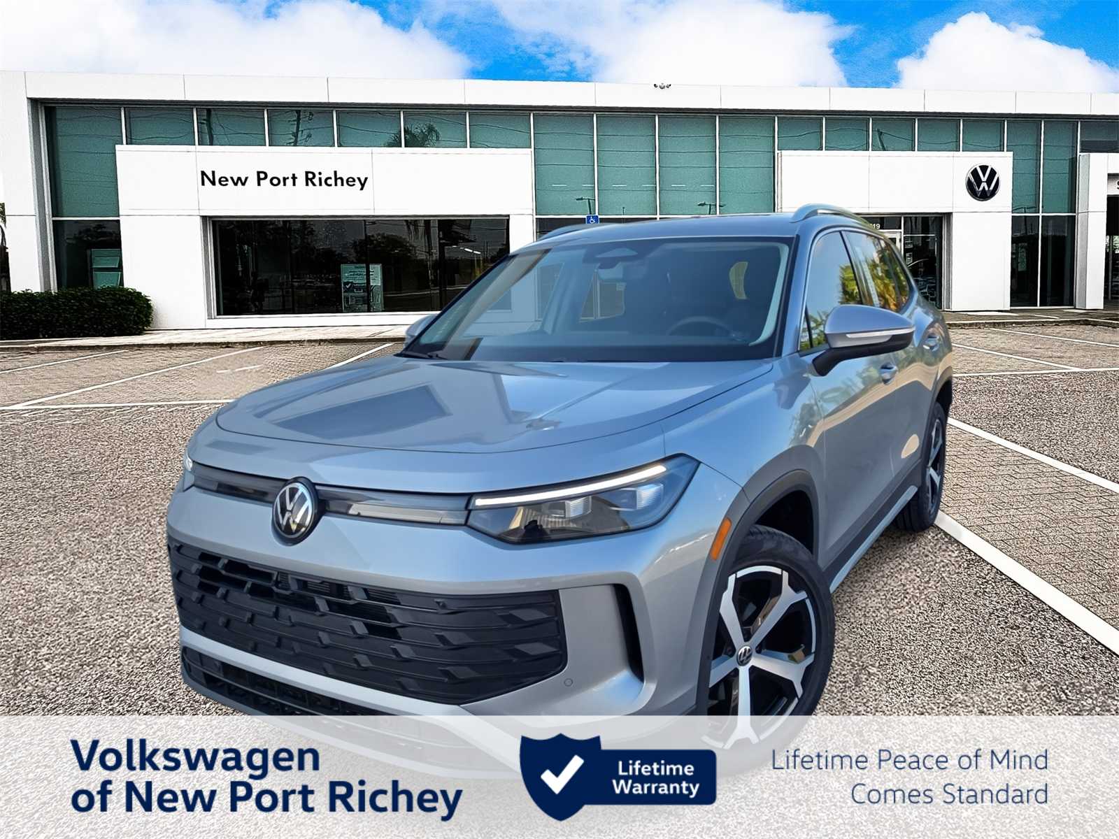 Thumbnail: 2025 Volkswagen Tiguan - 1