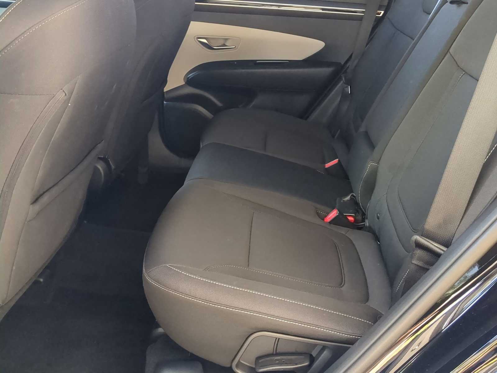 2024 Hyundai Tucson SE 19