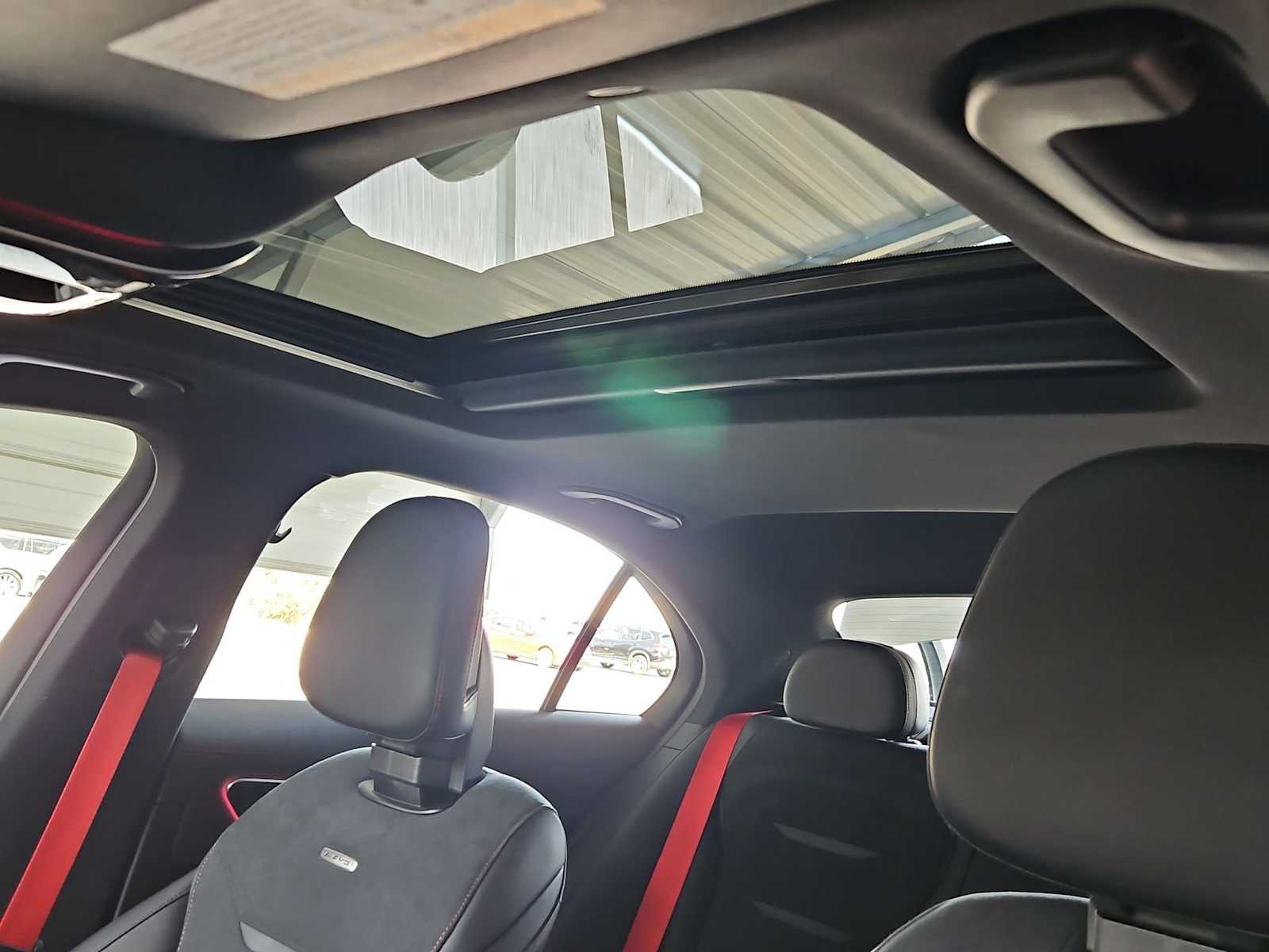 Thumbnail: 2024 Mercedes-Benz C-Class - 20