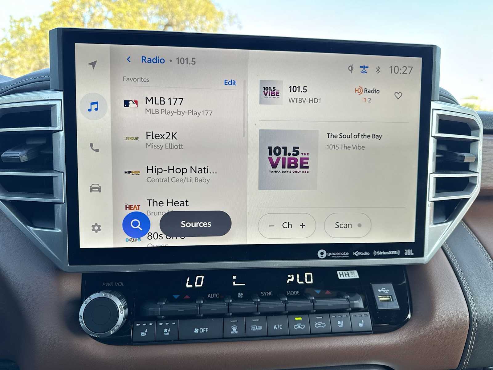 Thumbnail: 2023 Toyota Tundra - 26