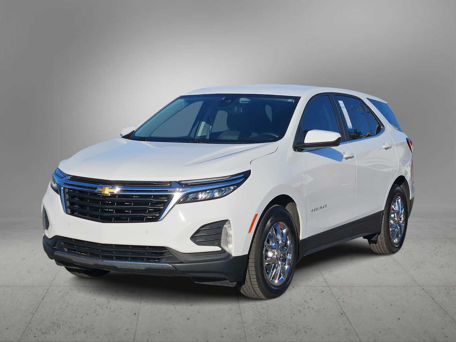 Thumbnail: 2024 Chevrolet Equinox - 4
