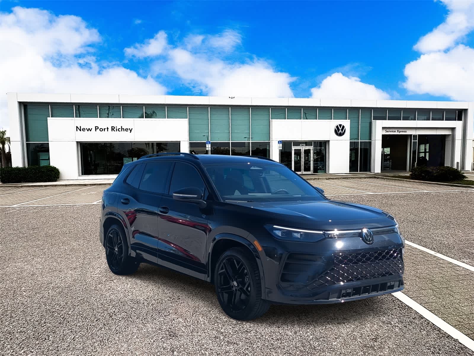 Thumbnail: 2026 Volkswagen Tiguan - 2