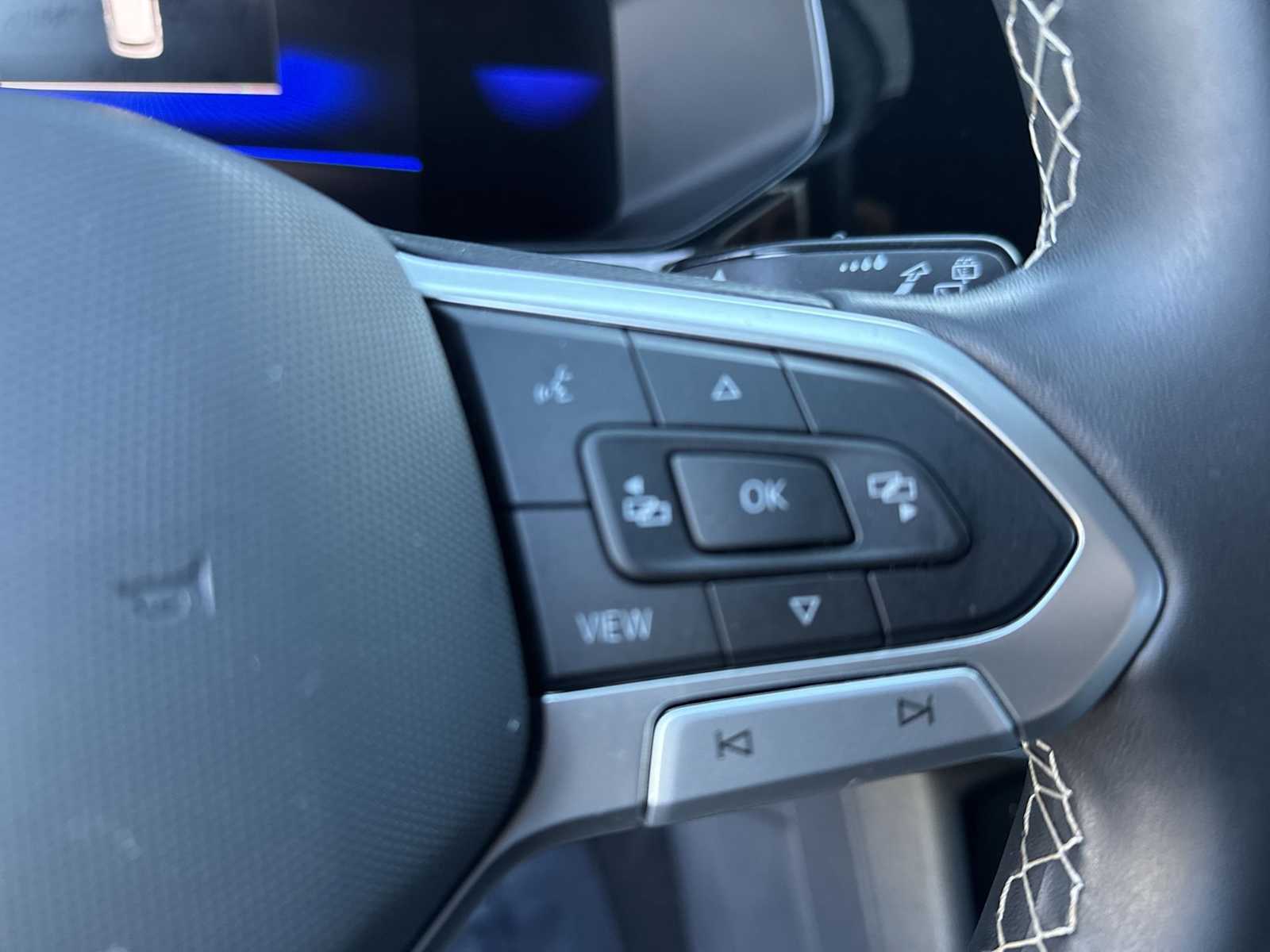 Thumbnail: 2023 Volkswagen Taos - 30