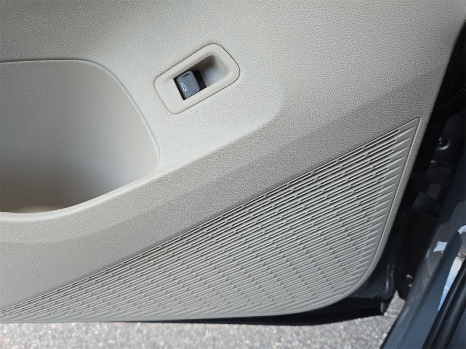 Thumbnail: 2026 Volkswagen Atlas - 29