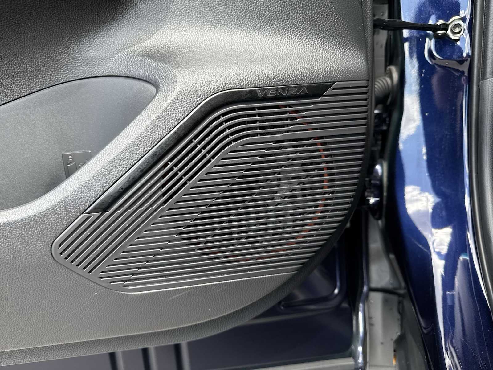 Thumbnail: 2024 Toyota Venza - 28