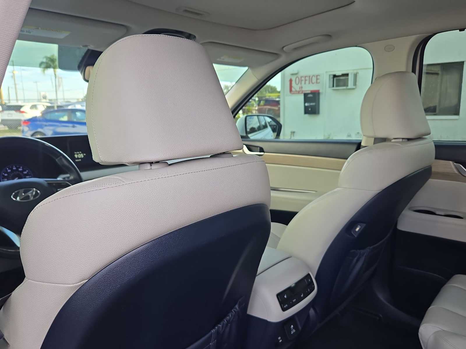 Thumbnail: 2021 Hyundai Palisade - 17