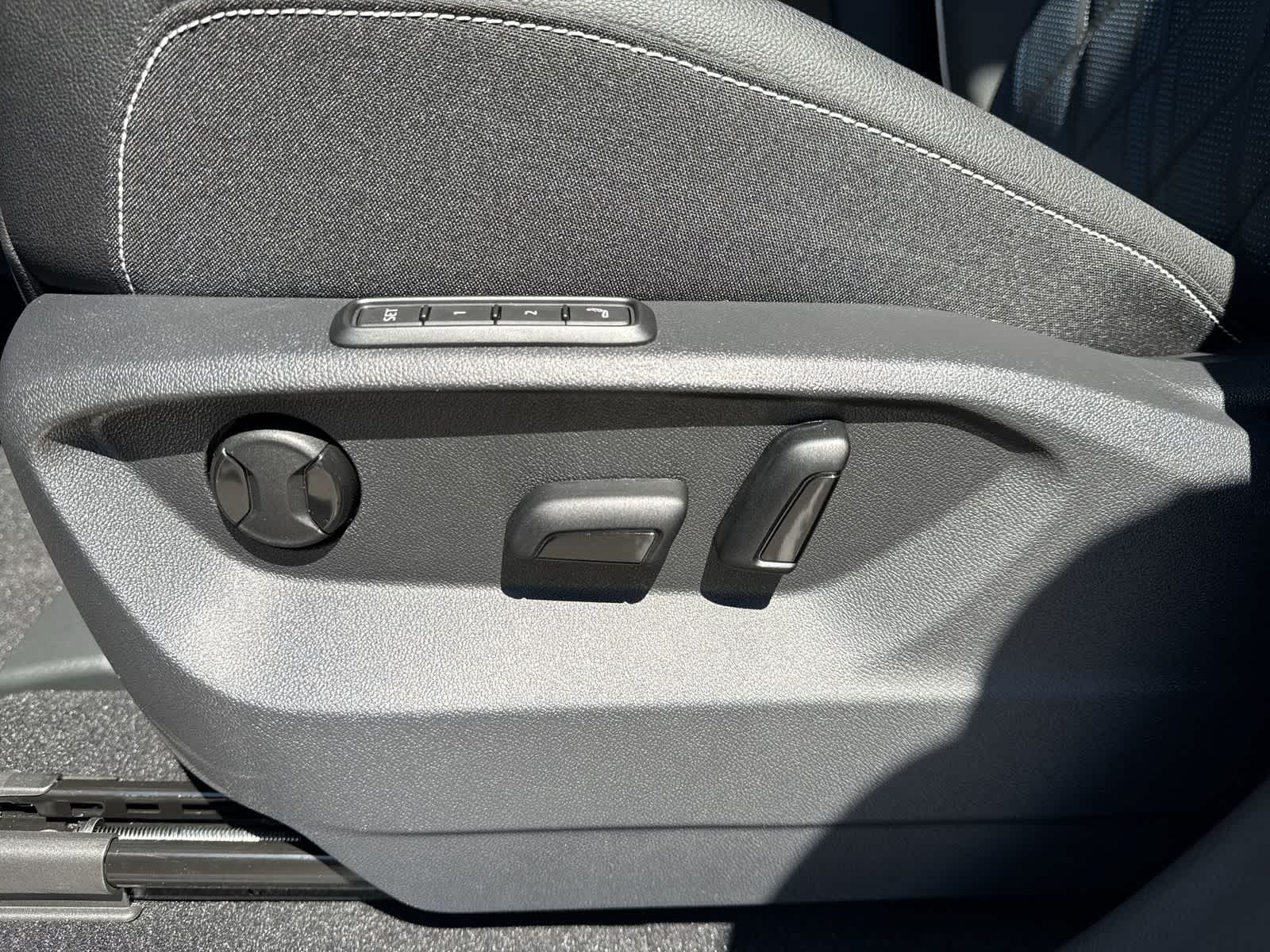 Thumbnail: 2026 Volkswagen Atlas - 16