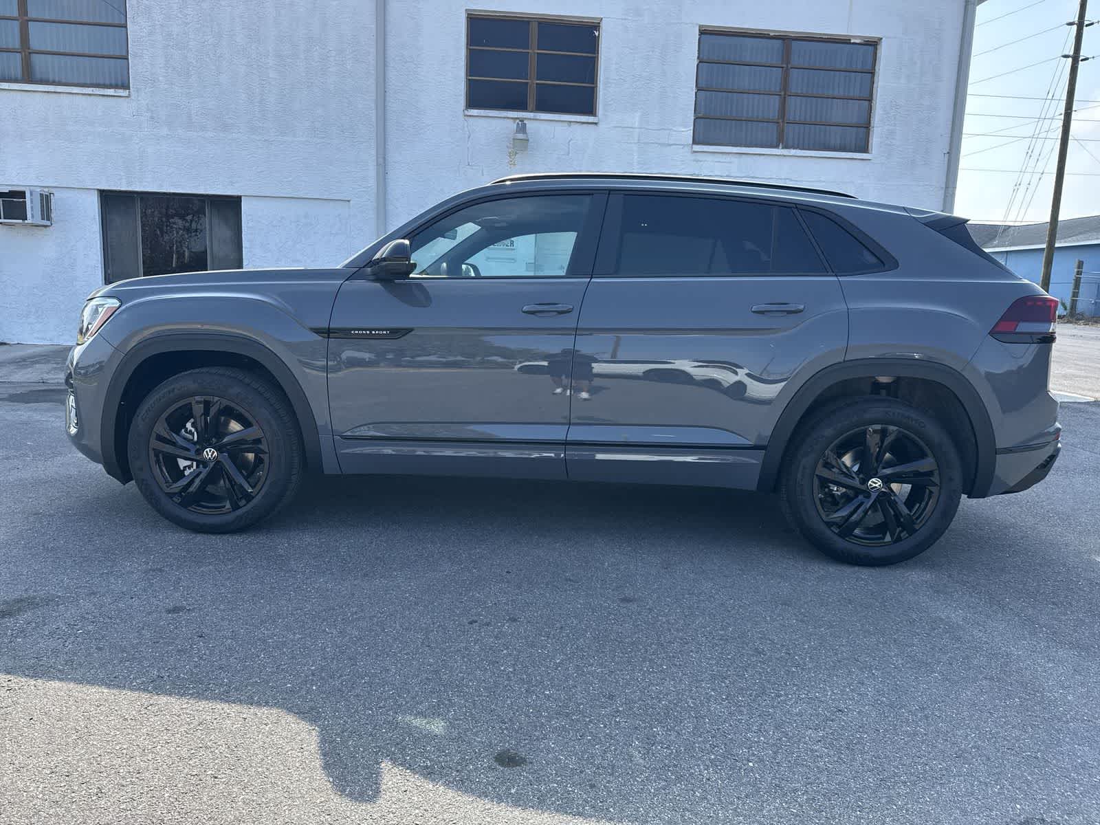 Thumbnail: 2026 Volkswagen Atlas - 3