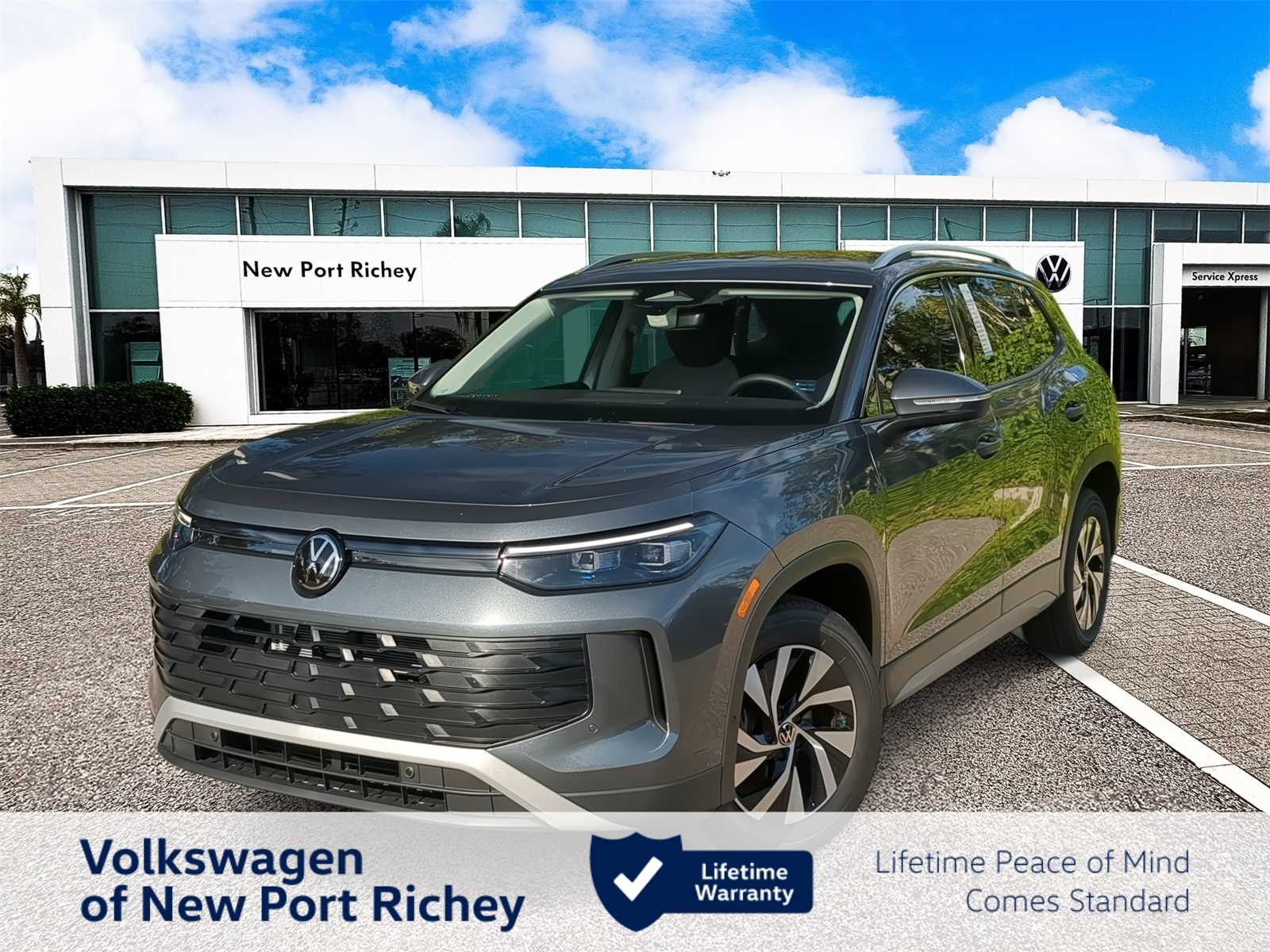 Thumbnail: 2025 Volkswagen Tiguan - 1