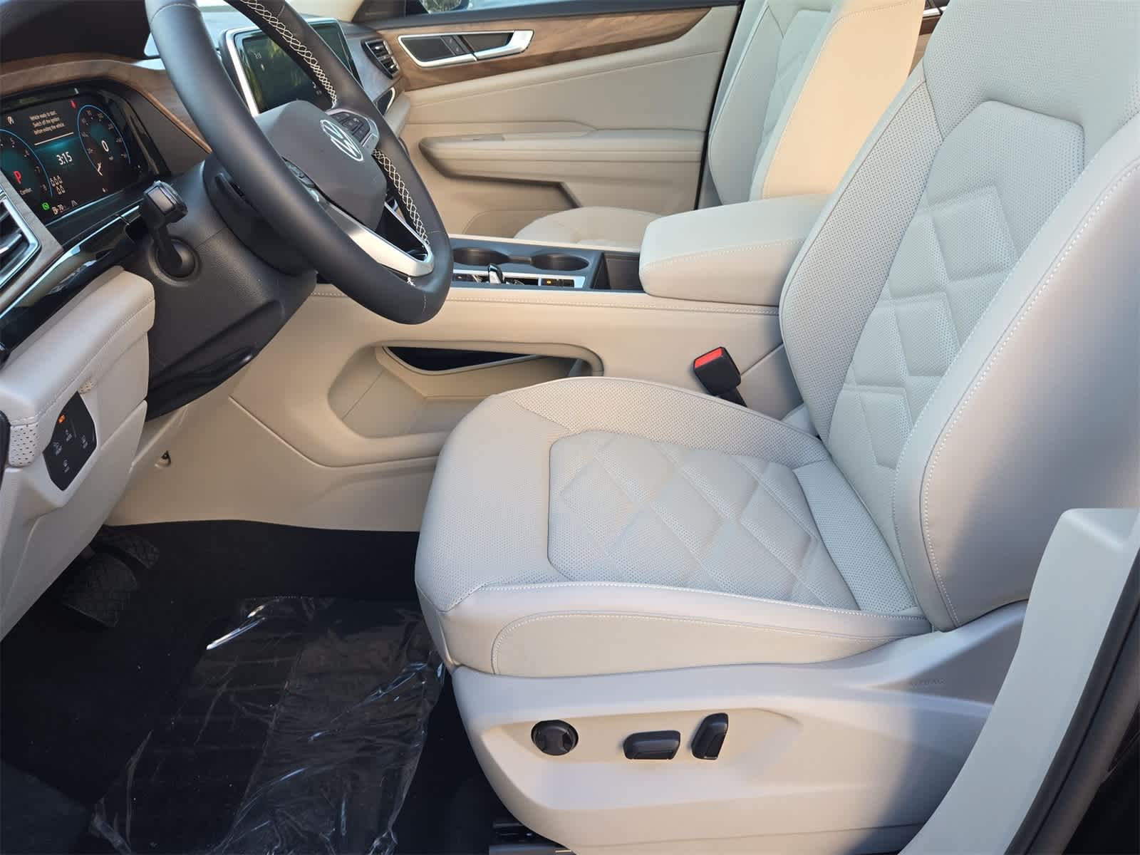 Thumbnail: 2026 Volkswagen Atlas - 17