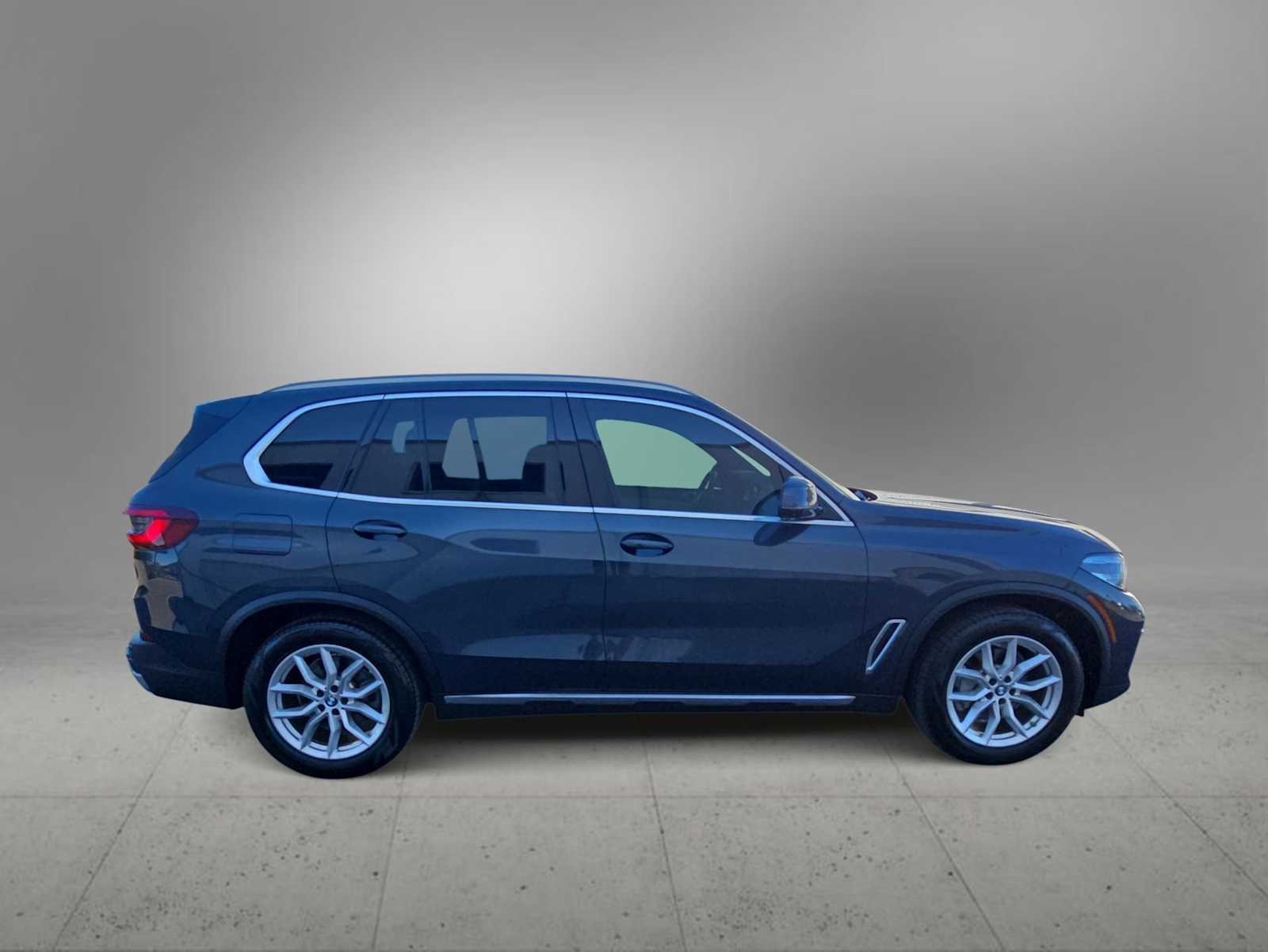 Thumbnail: 2022 BMW X5 - 9