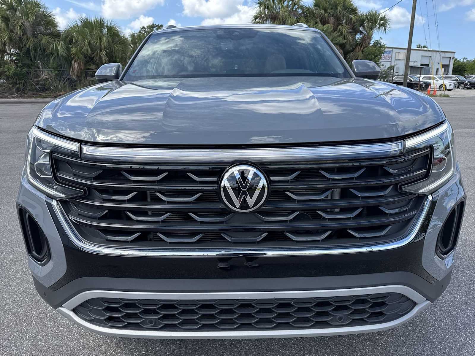 Thumbnail: 2024 Volkswagen Atlas - 9