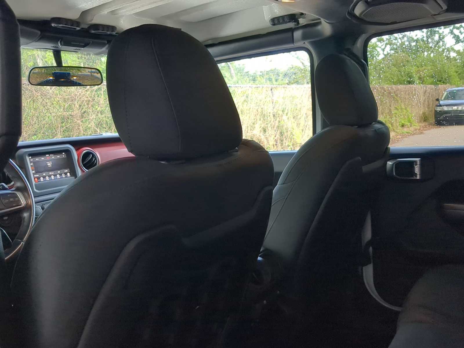 Thumbnail: 2021 Jeep Wrangler - 18
