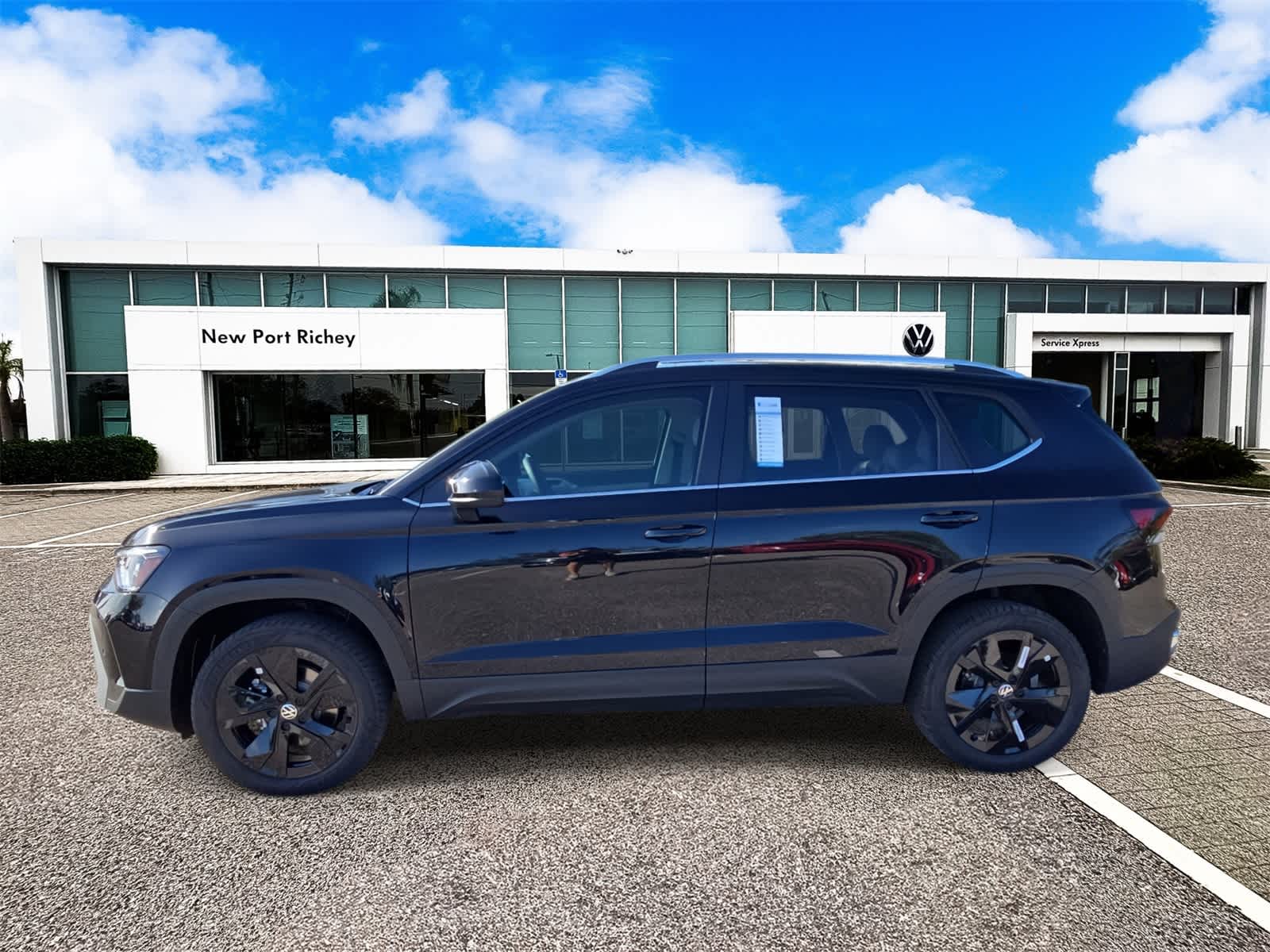 Thumbnail: 2025 Volkswagen Taos - 5