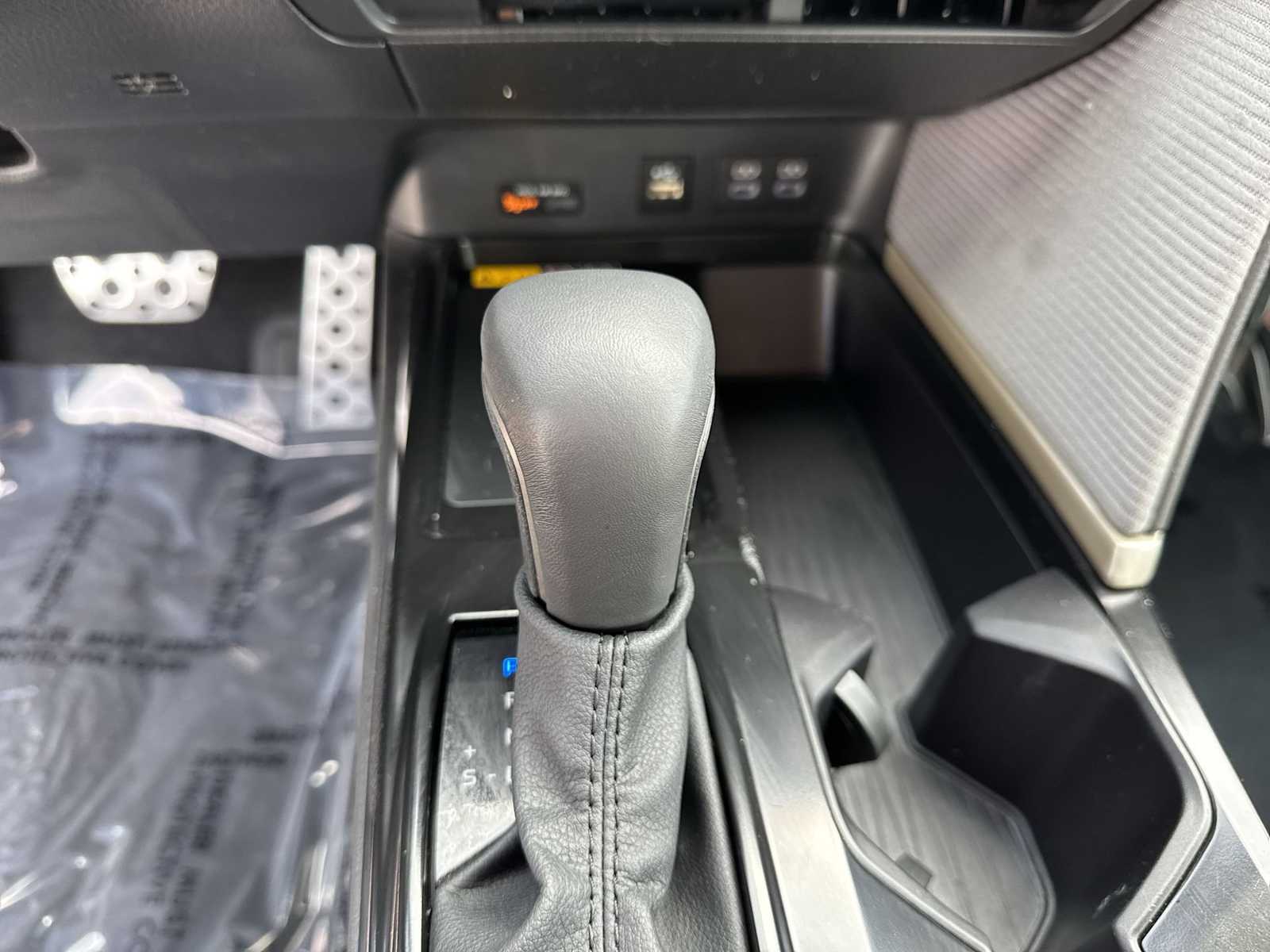 Thumbnail: 2025 Toyota Camry - 30