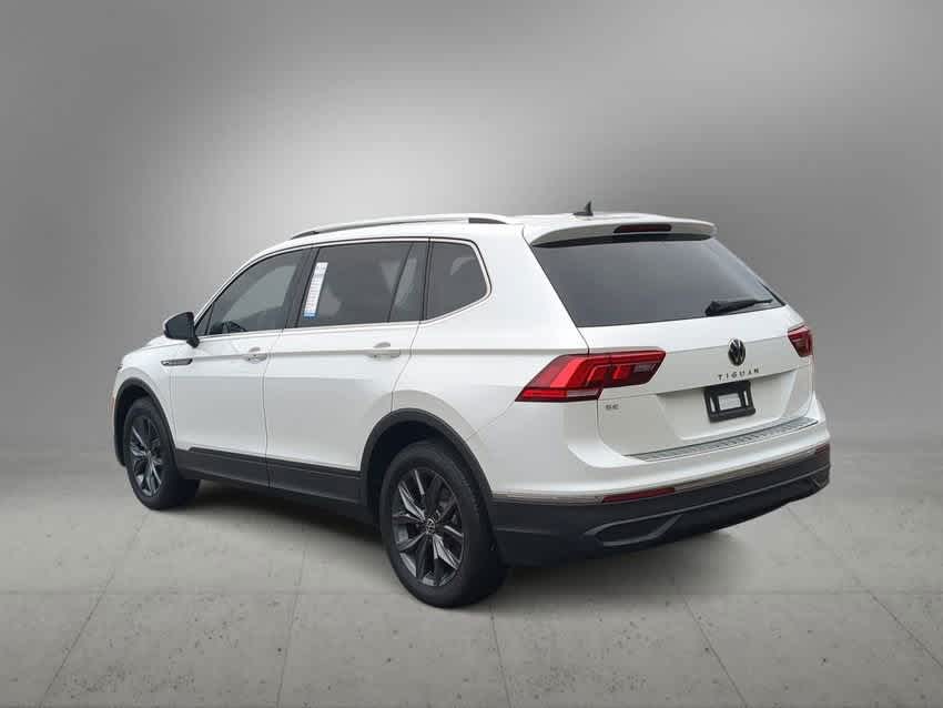 Thumbnail: 2023 Volkswagen Tiguan - 6